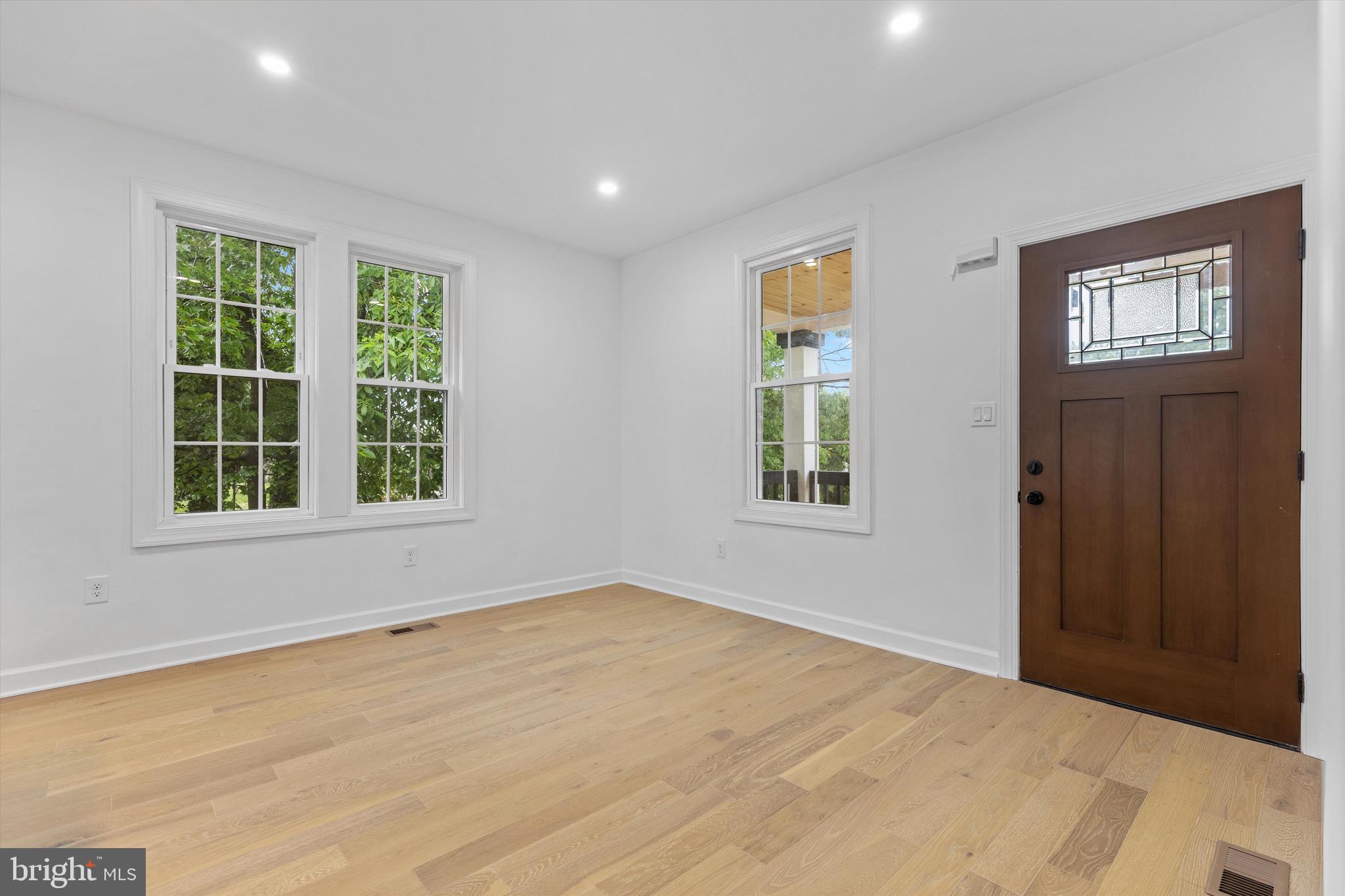 4320 BURNS STREET SE