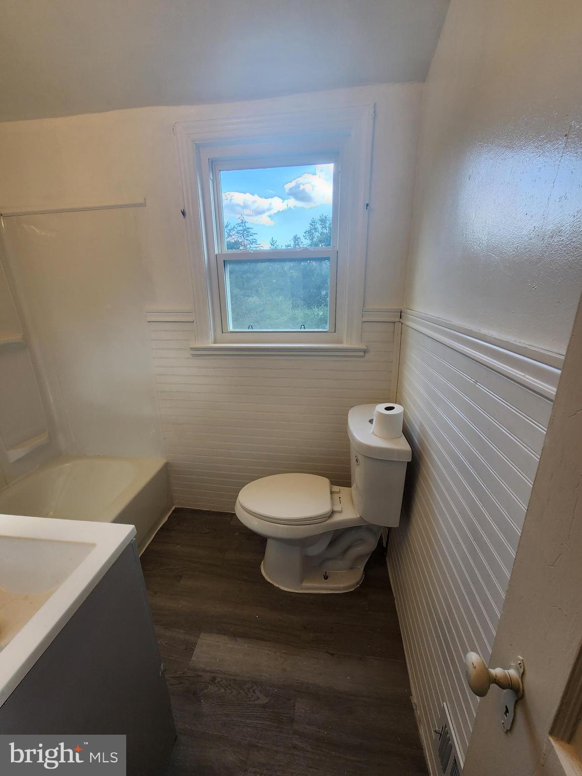 NORTH FORESTVILLE - Residential