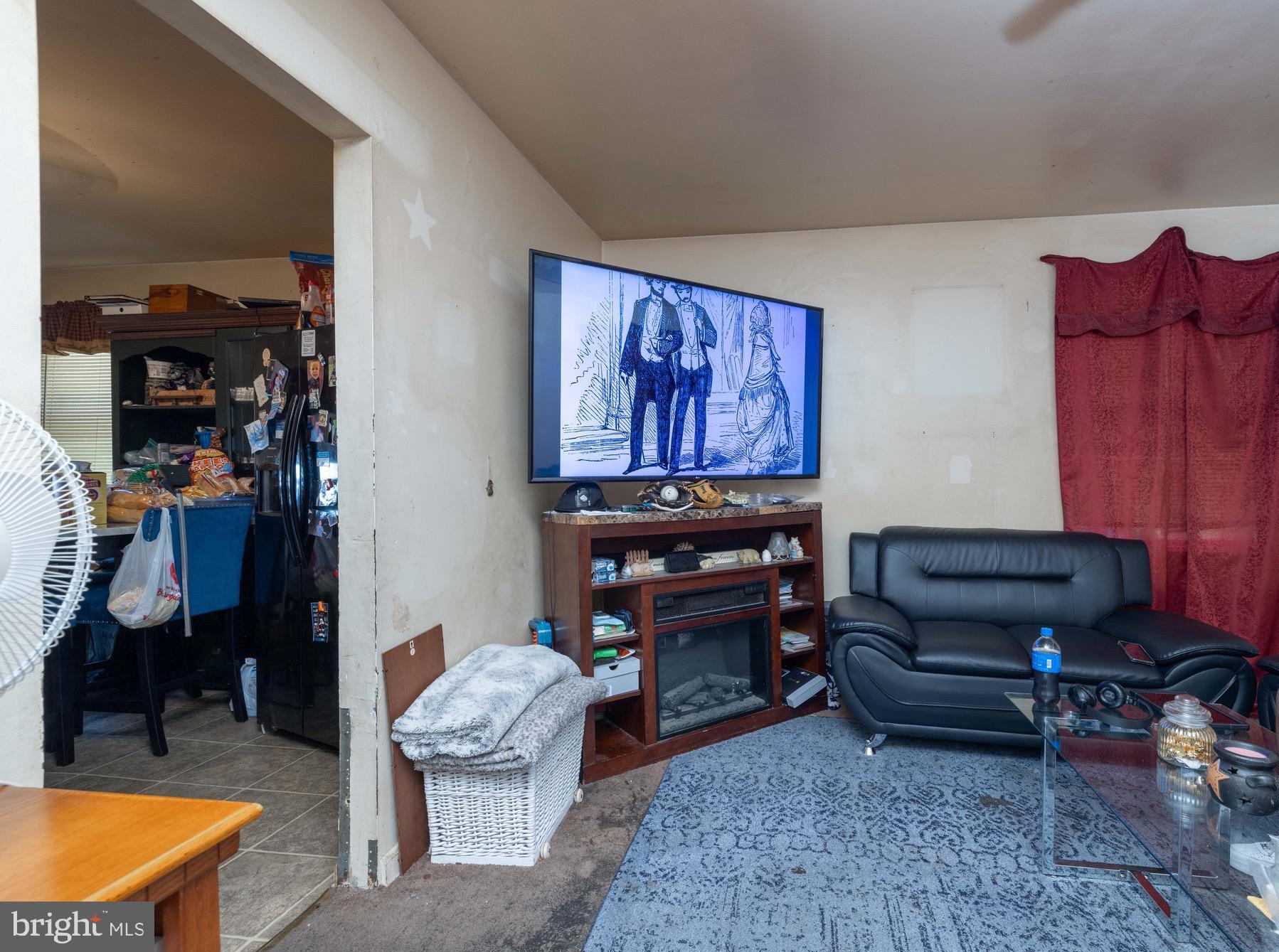 HOLLINGSWORTH MANOR - Residential