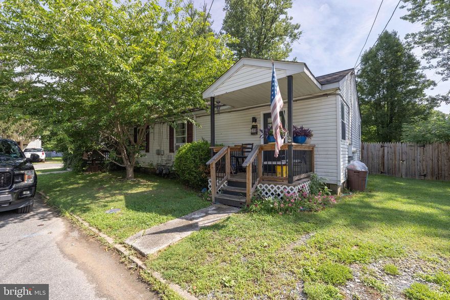 Fantastic first time home buyer and / or investment opportunity! This multi-unit property is located close to Route 40, popular dining, shopping, and more. Both sides of the duplex have 2 bedrooms and 1 full bathroom. Outside you will find fenced-in, sizable and separate yard space. Investors! Add to your rental portfolio and note this property can be purchased as part of a package along with the following properties: 223 Hollingsworth Manor, 271 Hollingsworth Manor, 257 Hollingsworth Manor, 331/332 Hollingsworth Manor, 21/22 Hollingsworth Manor