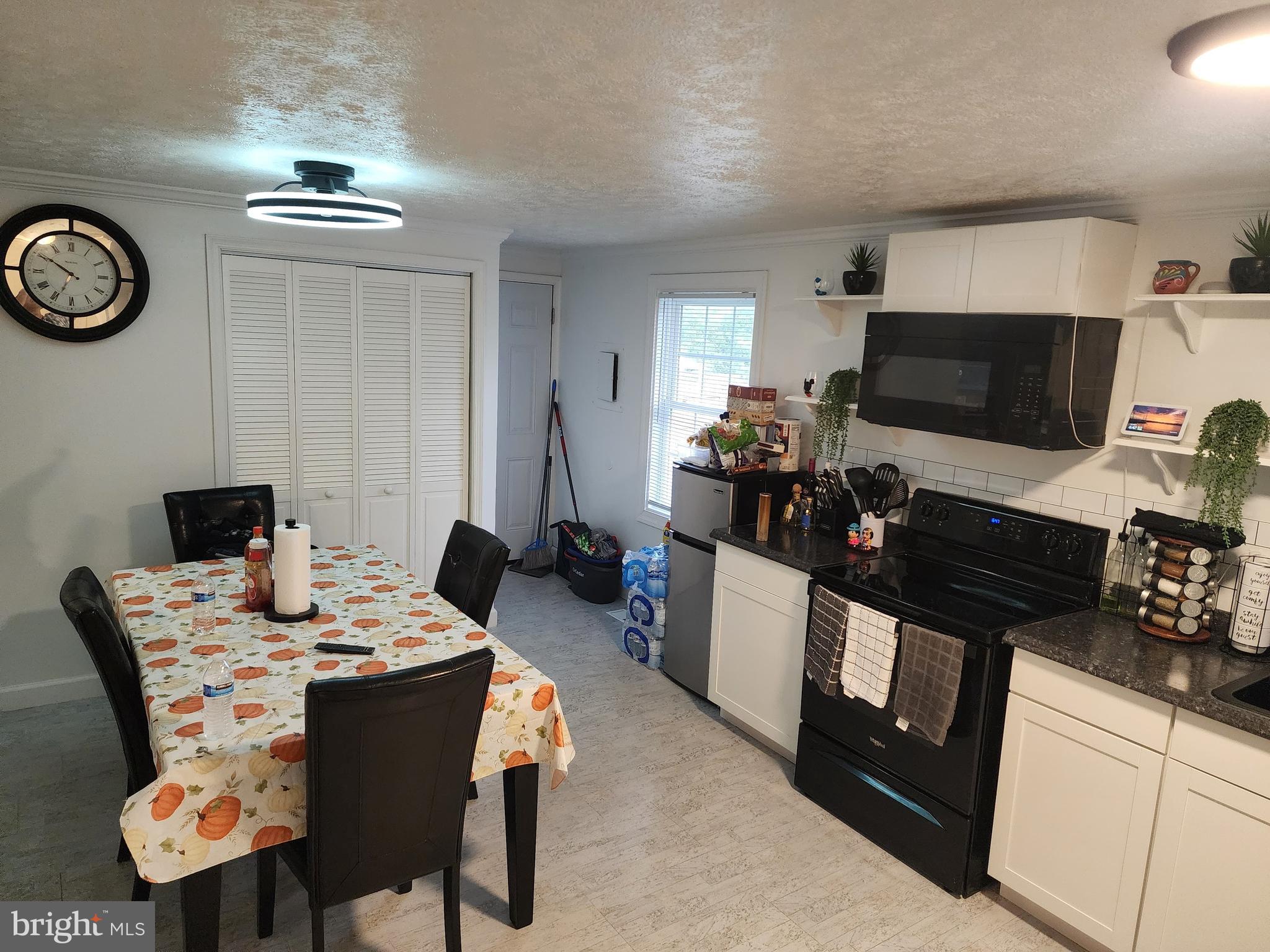 THREE CEDARS - Residential