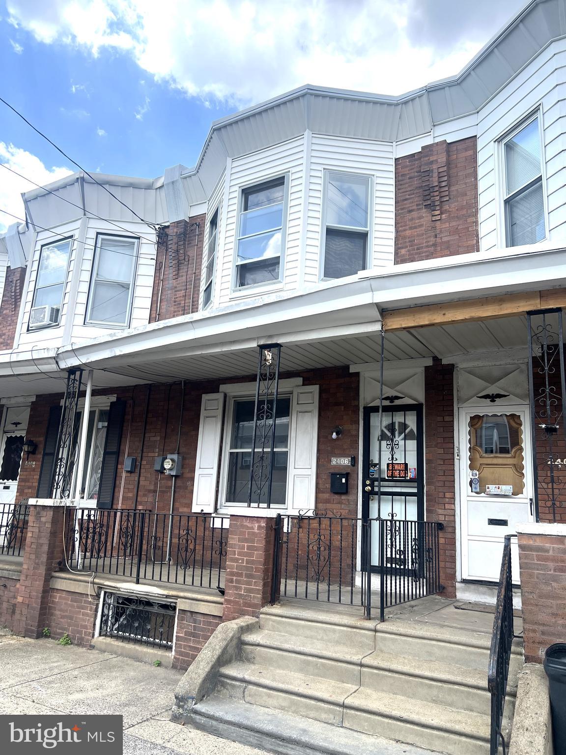 PORT RICHMOND - Residential Lease