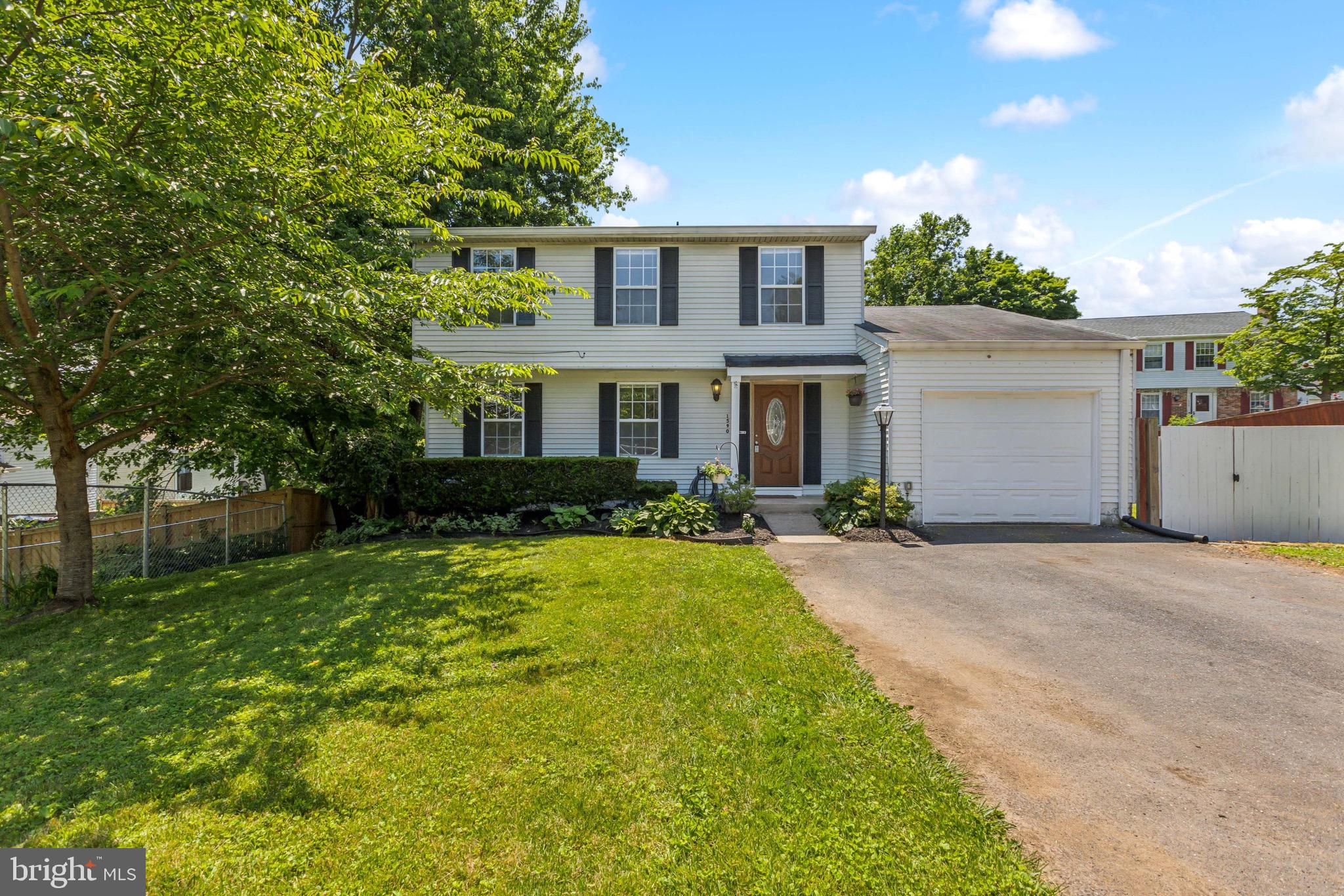 STONEGATE - Residential
