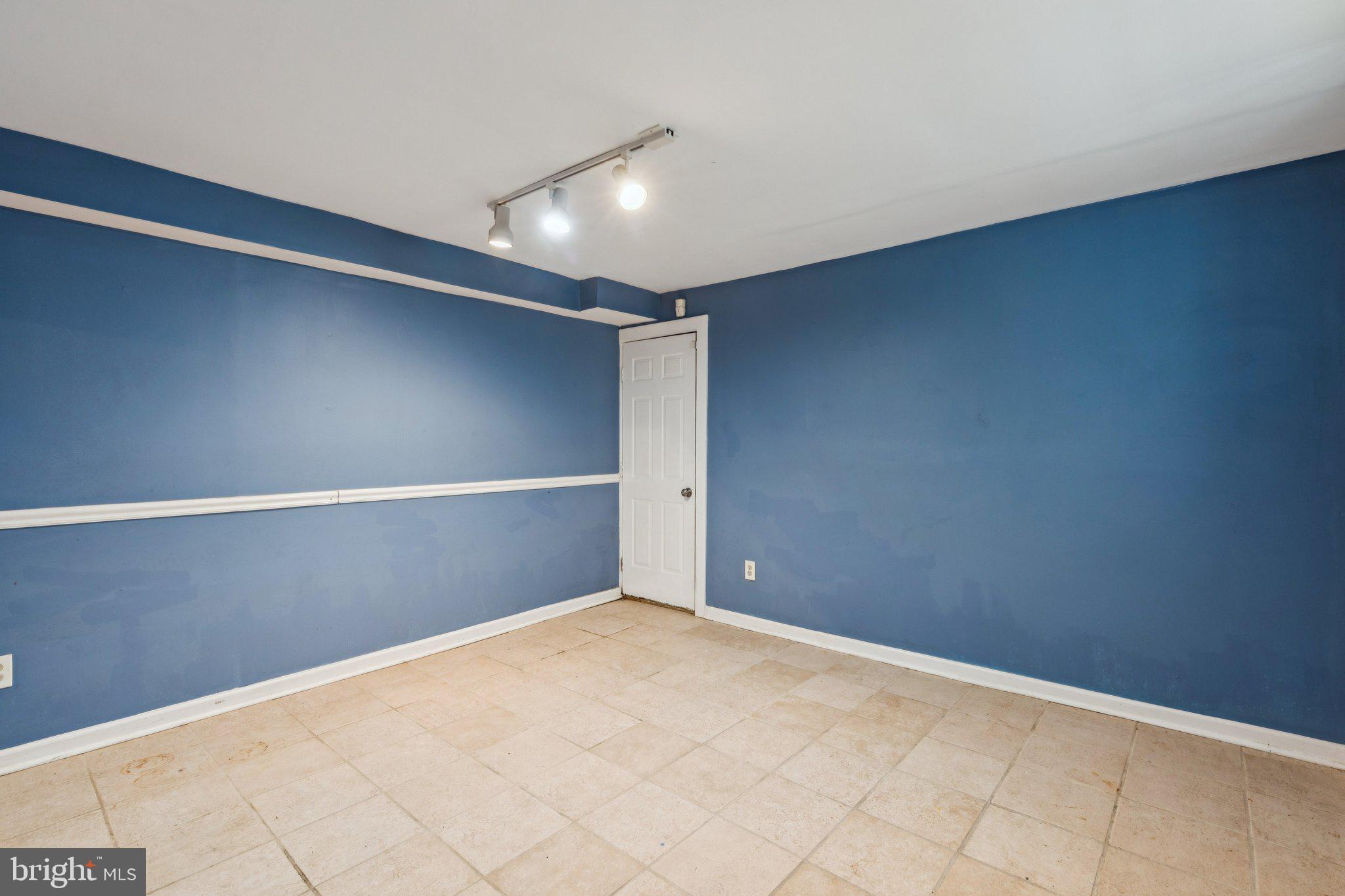 GERMANTOWN (WEST) - Residential