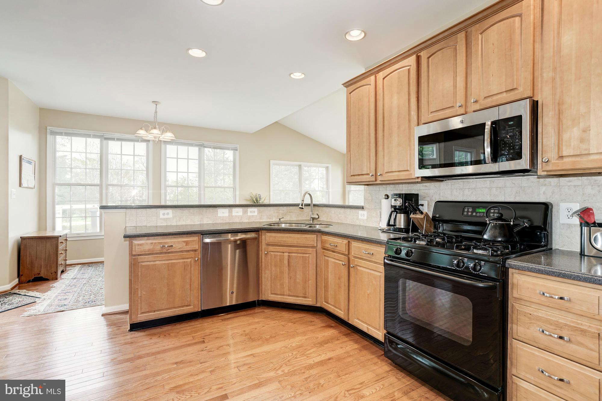 SOUTH RIDING - Residential