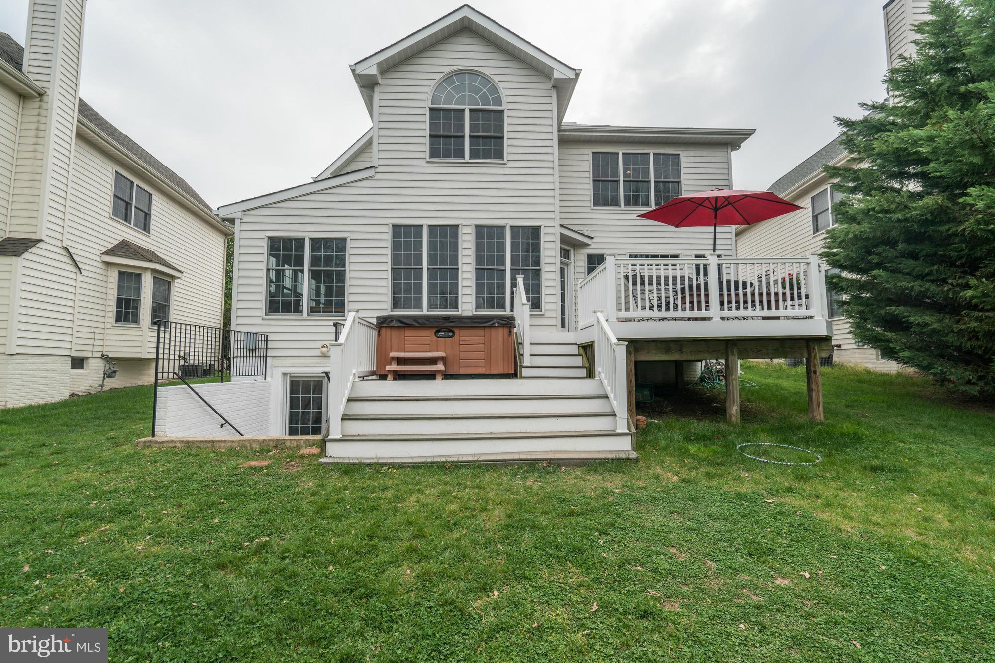 SOUTH RIDING - Residential