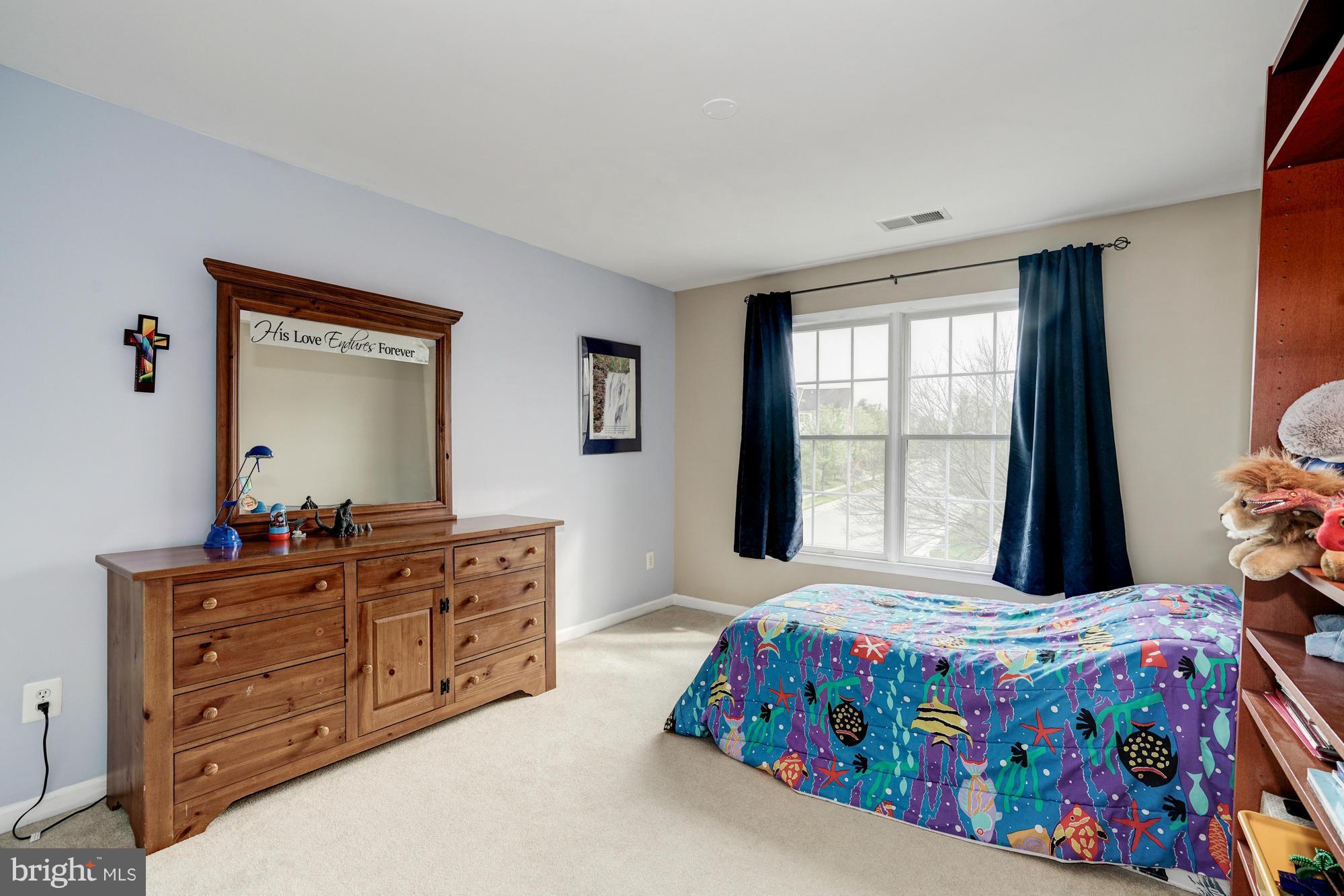 SOUTH RIDING - Residential