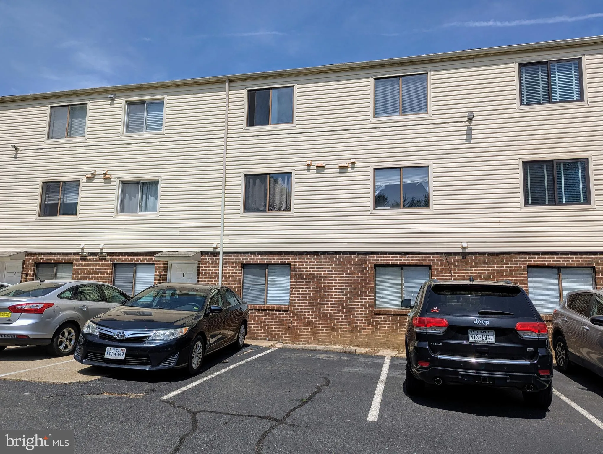 Charlottesville, Virginia 22903, United States, 3 Bedrooms Bedrooms, ,2 BathroomsBathrooms,Residential,Active,149359