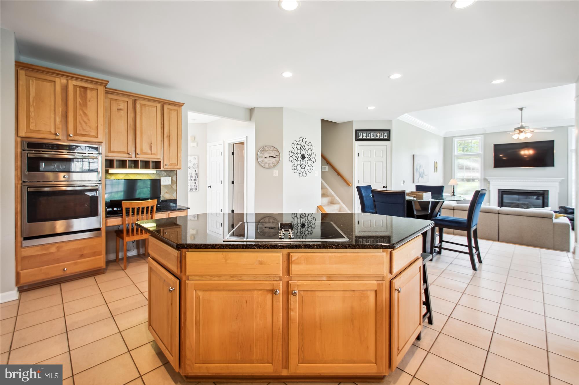5343 GROVEMONT DRIVE
