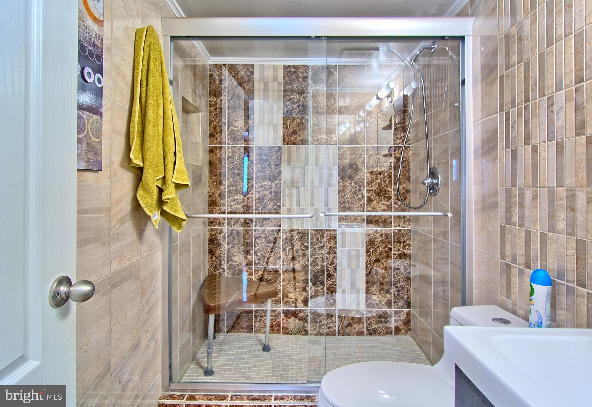 LODGE AT MCDONGH - Residential