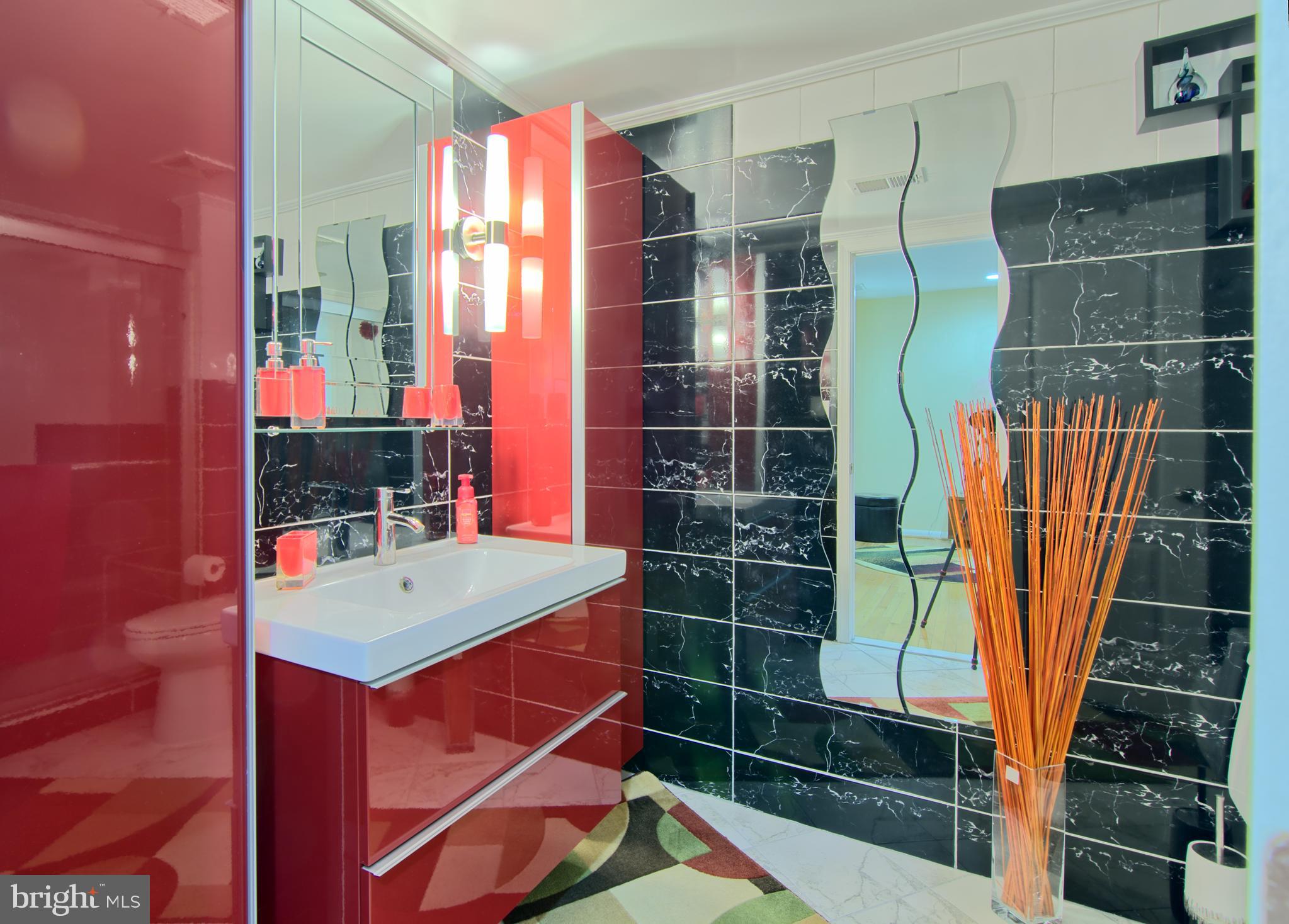 LODGE AT MCDONGH - Residential