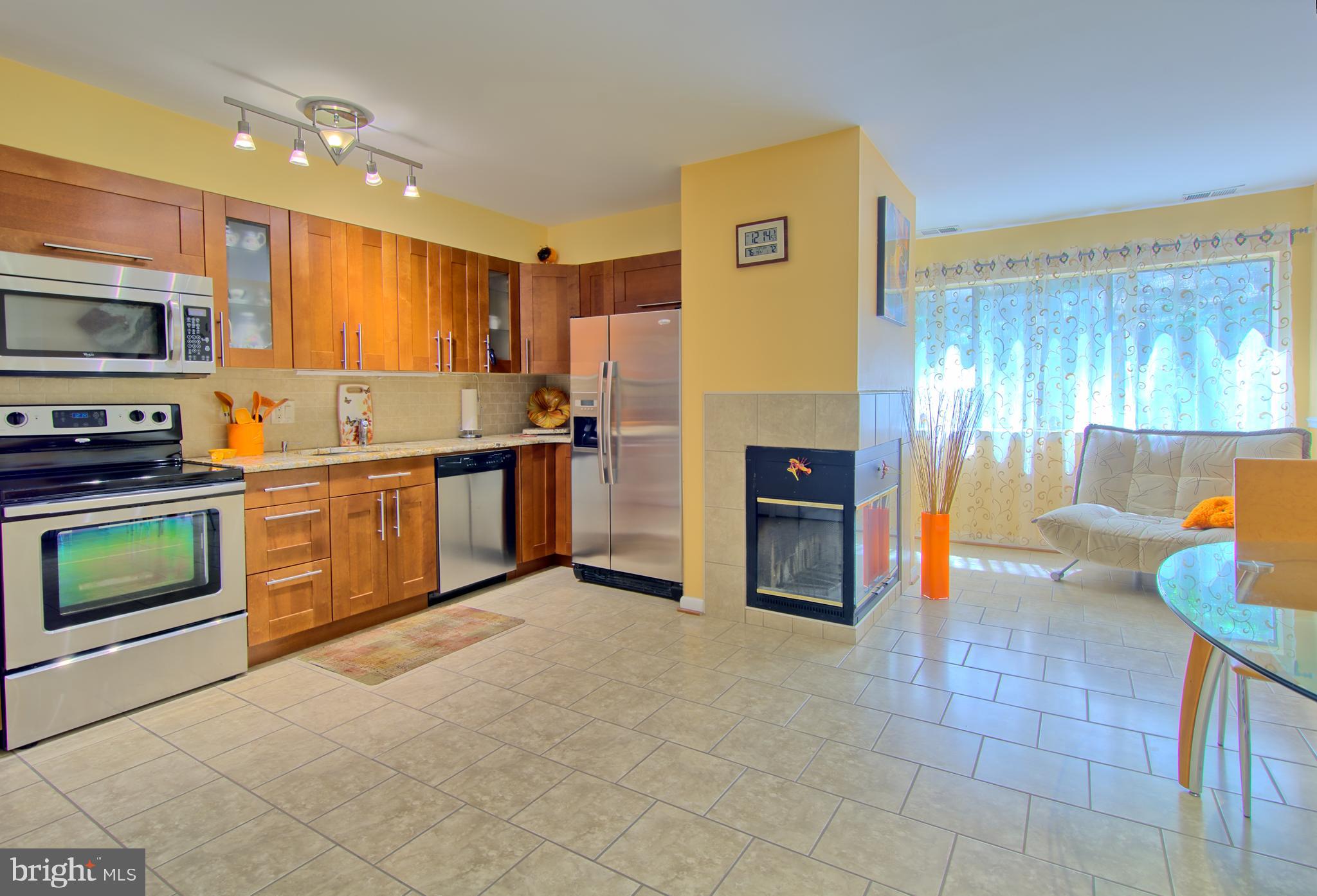 8009 GREENSPRING WAY C 8009-C