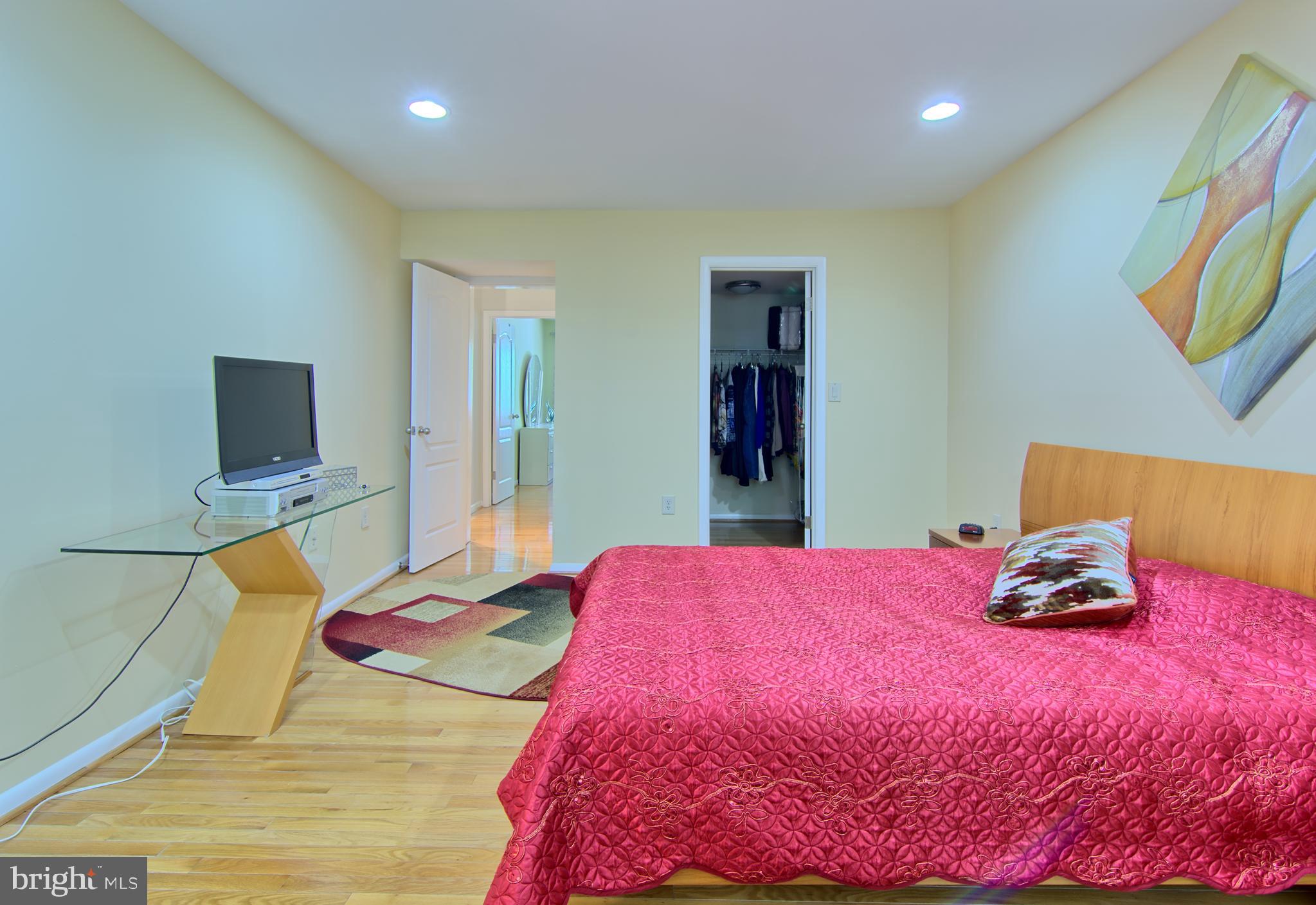 LODGE AT MCDONGH - Residential