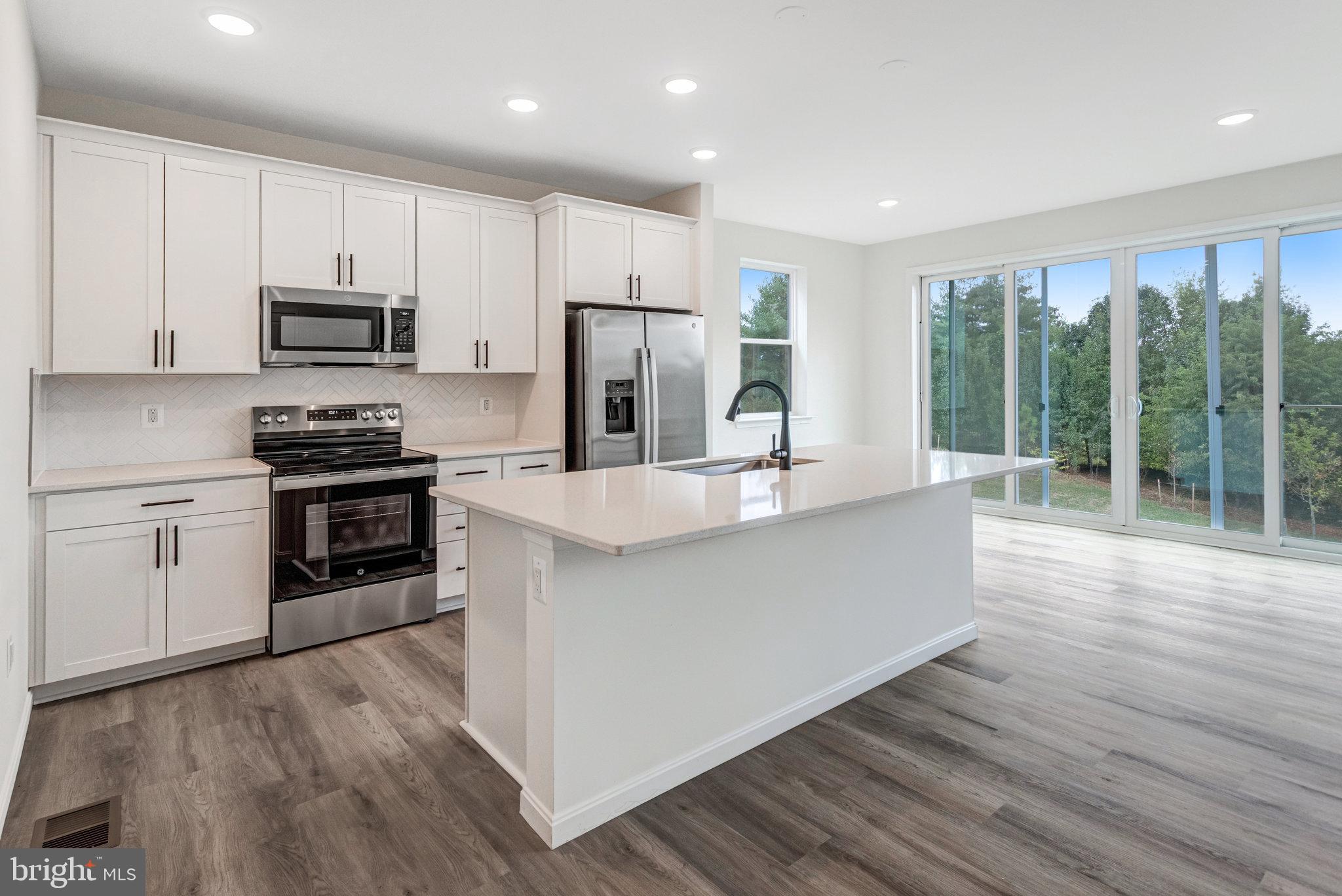 SEASONS AT ROUND MILL MEADOWS - Residential