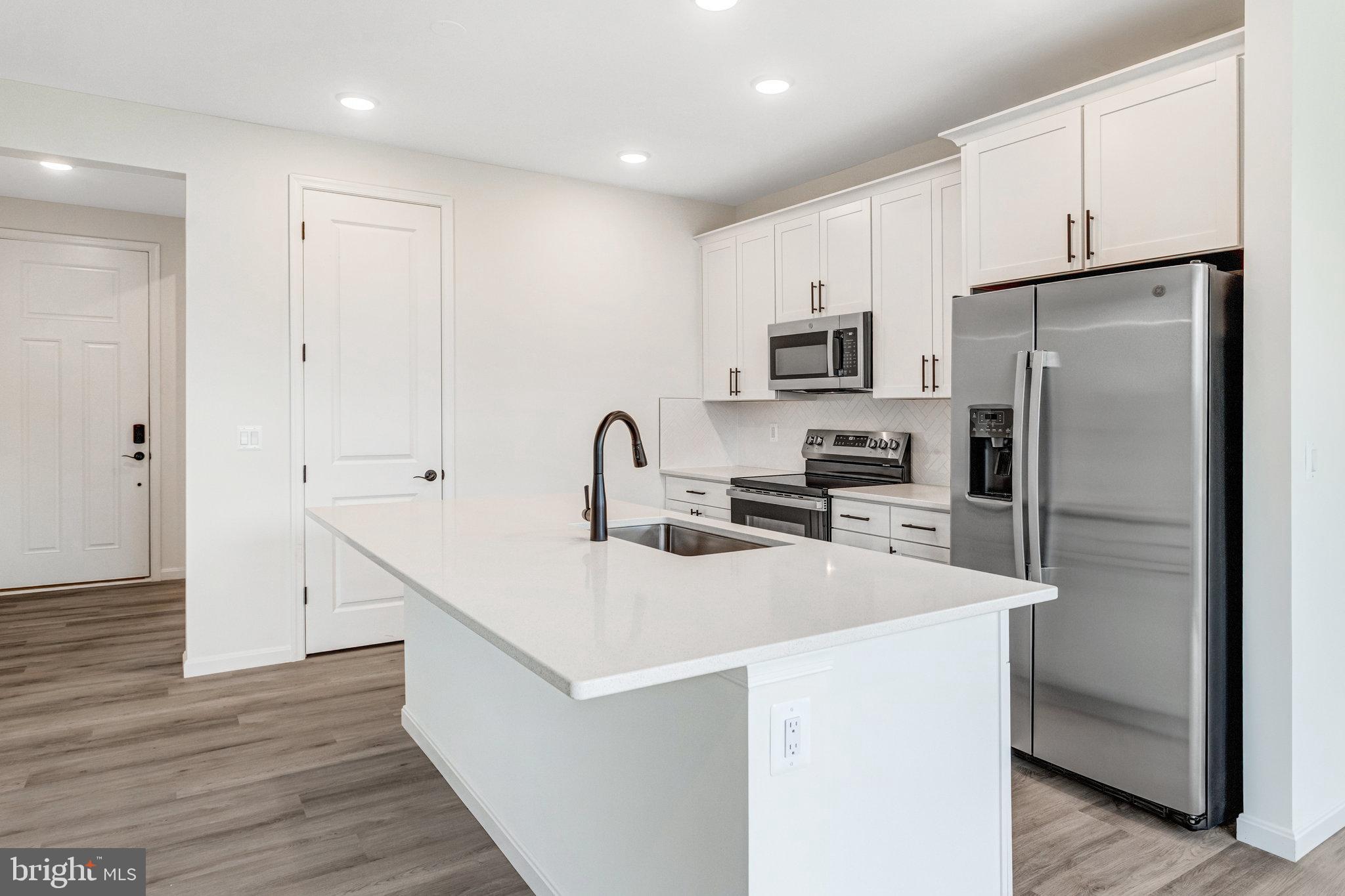 SEASONS AT ROUND MILL MEADOWS - Residential