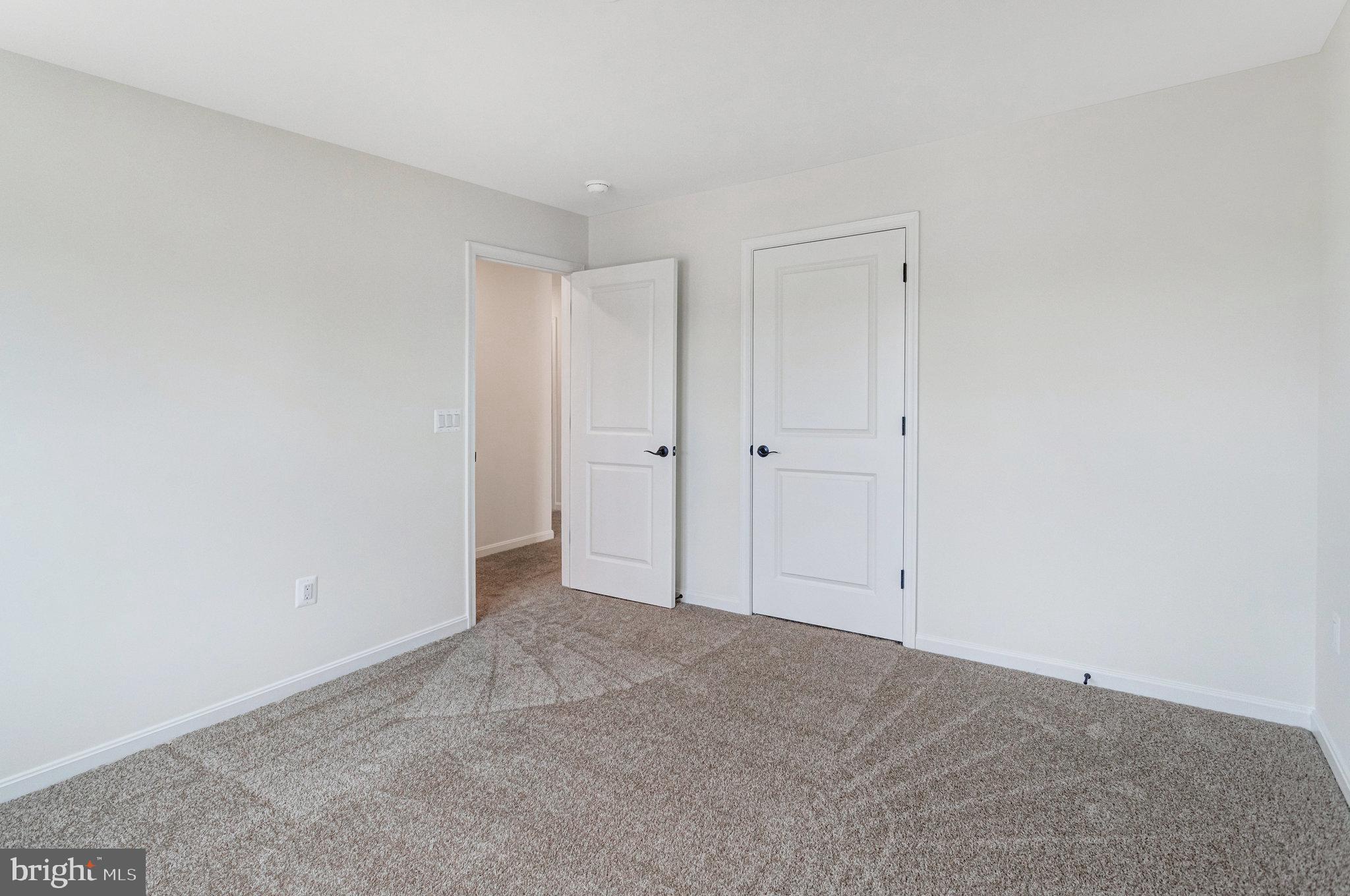 SEASONS AT ROUND MILL MEADOWS - Residential