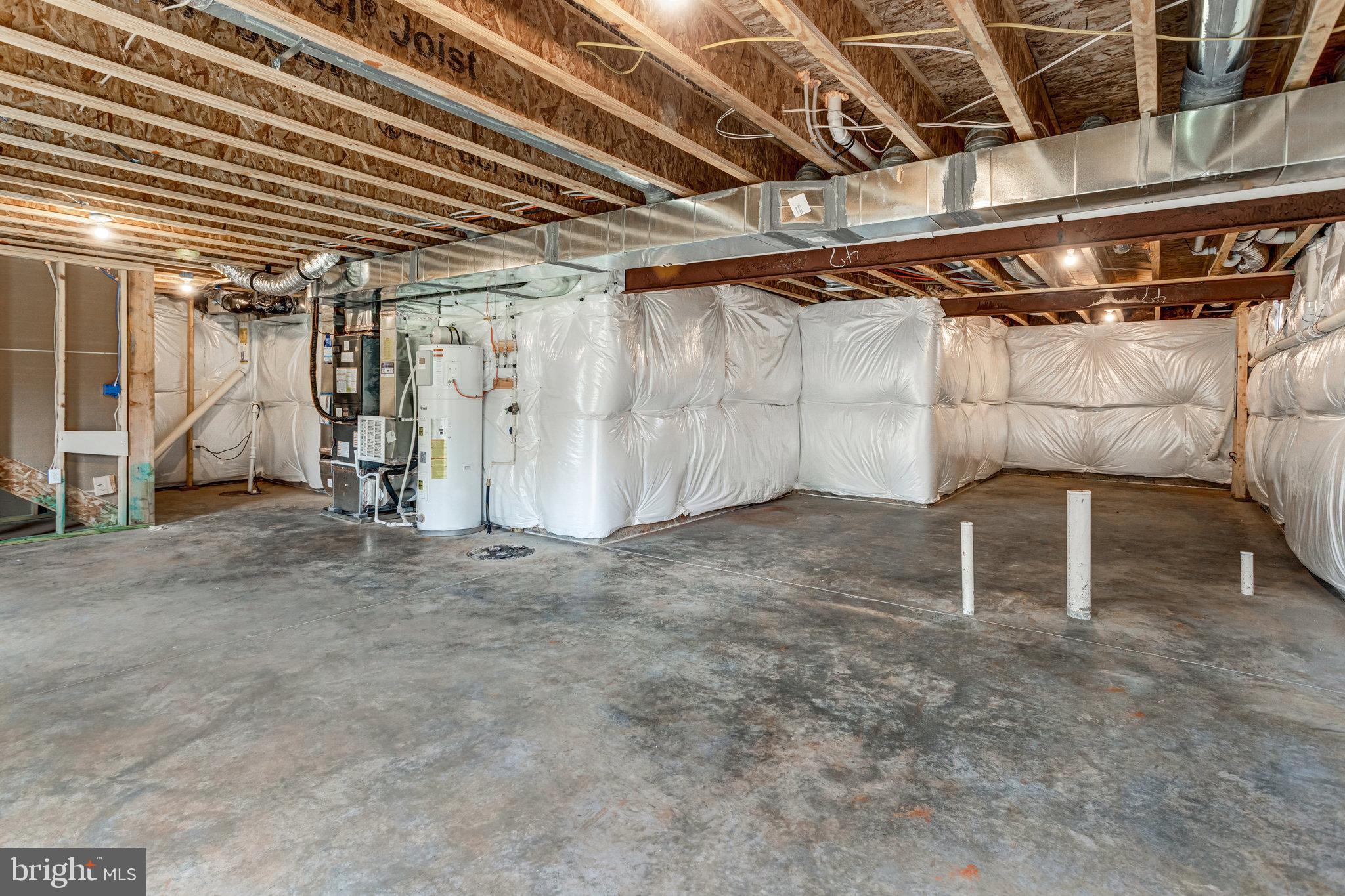 SEASONS AT ROUND MILL MEADOWS - Residential