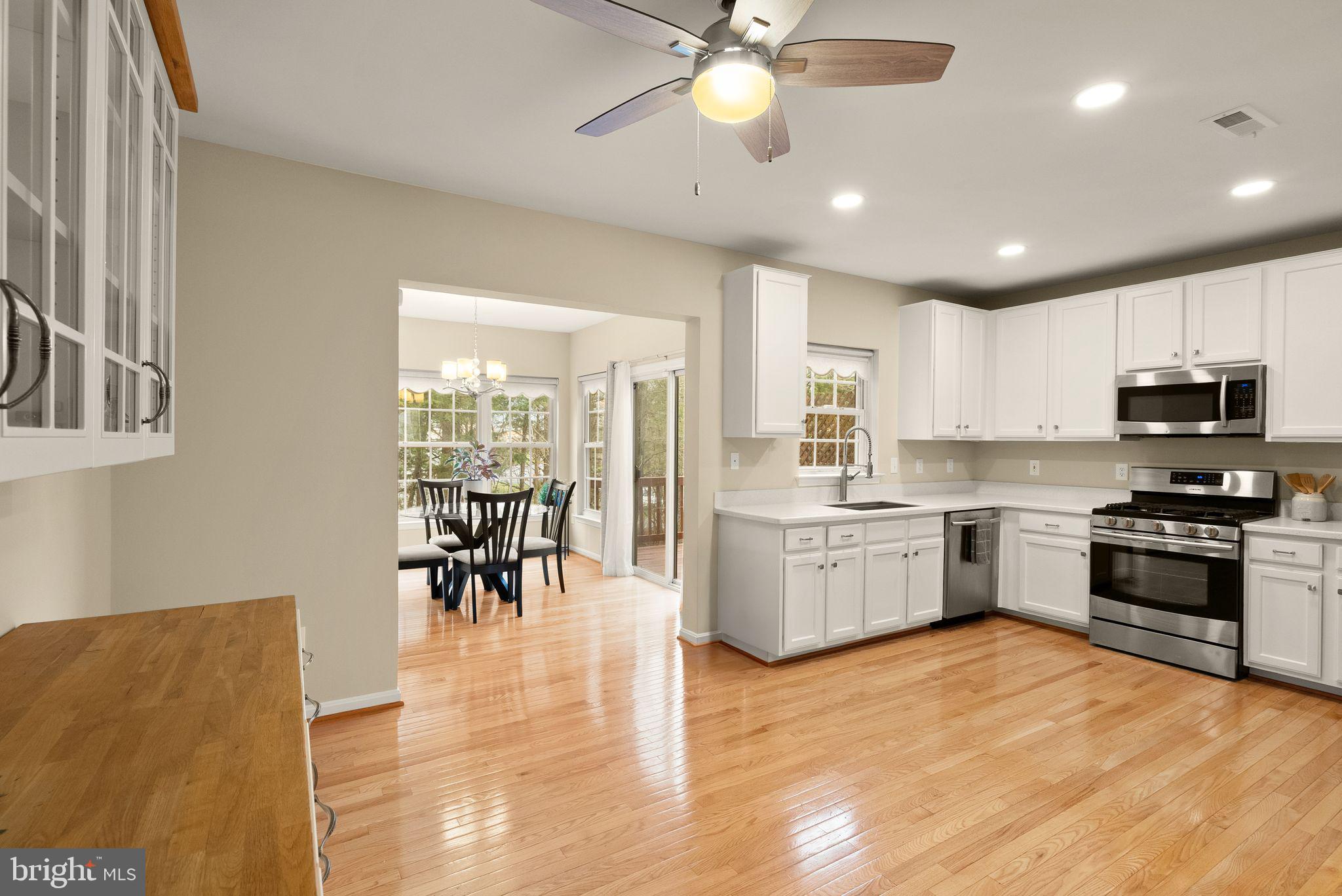 SOUTH RIDING - Residential