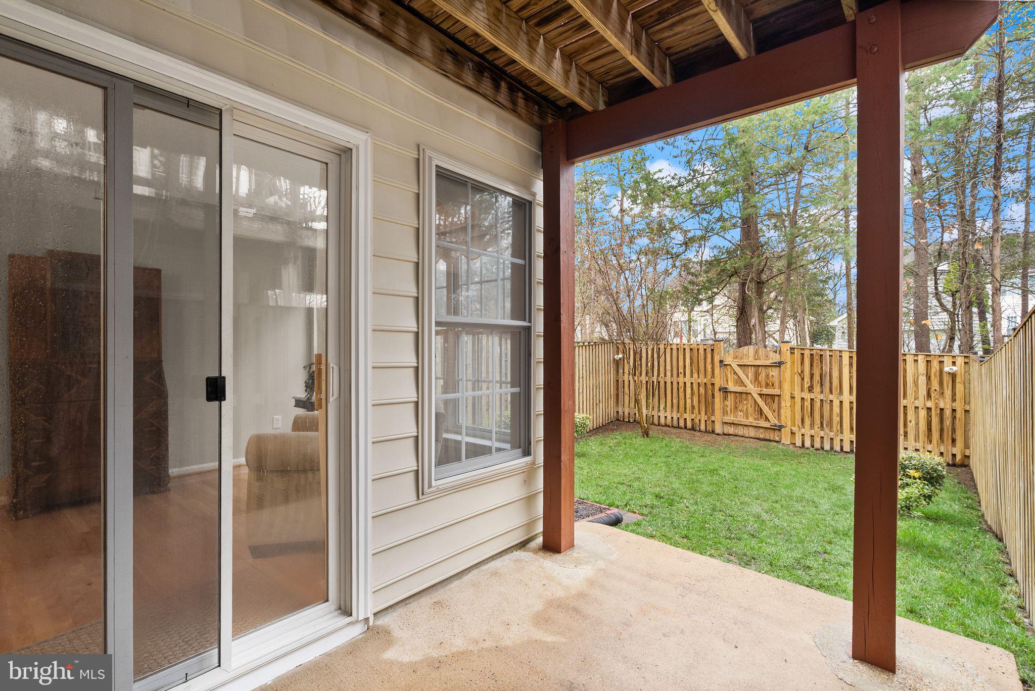 SOUTH RIDING - Residential