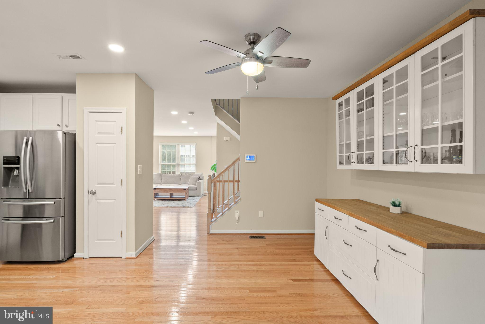 SOUTH RIDING - Residential