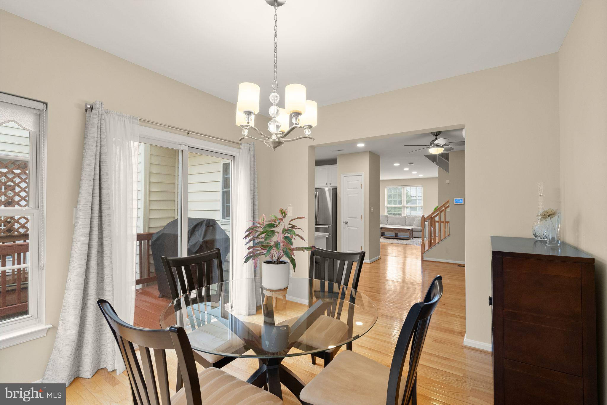 SOUTH RIDING - Residential