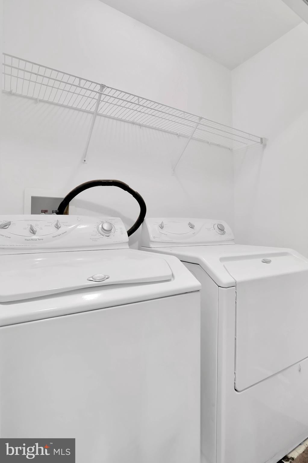 SYCAMORE VILLAGE - Residential