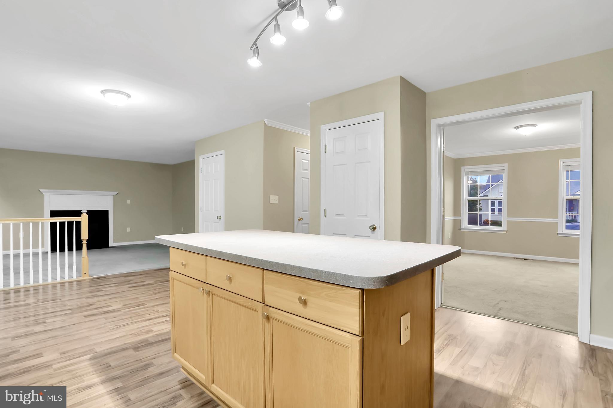 SYCAMORE VILLAGE - Residential