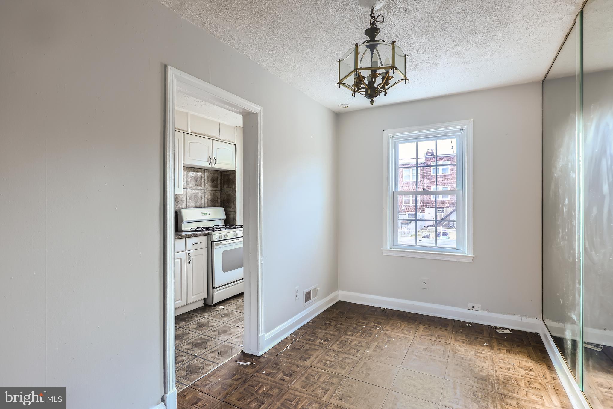 BELAIR-EDISON - Residential