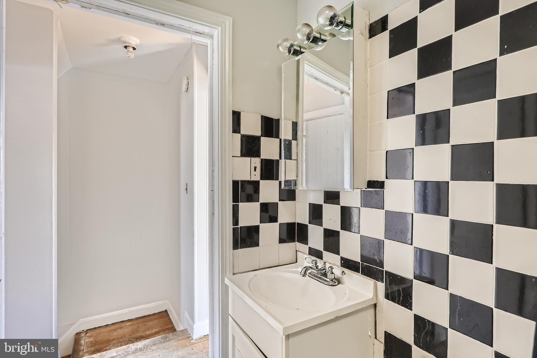 BELAIR-EDISON - Residential