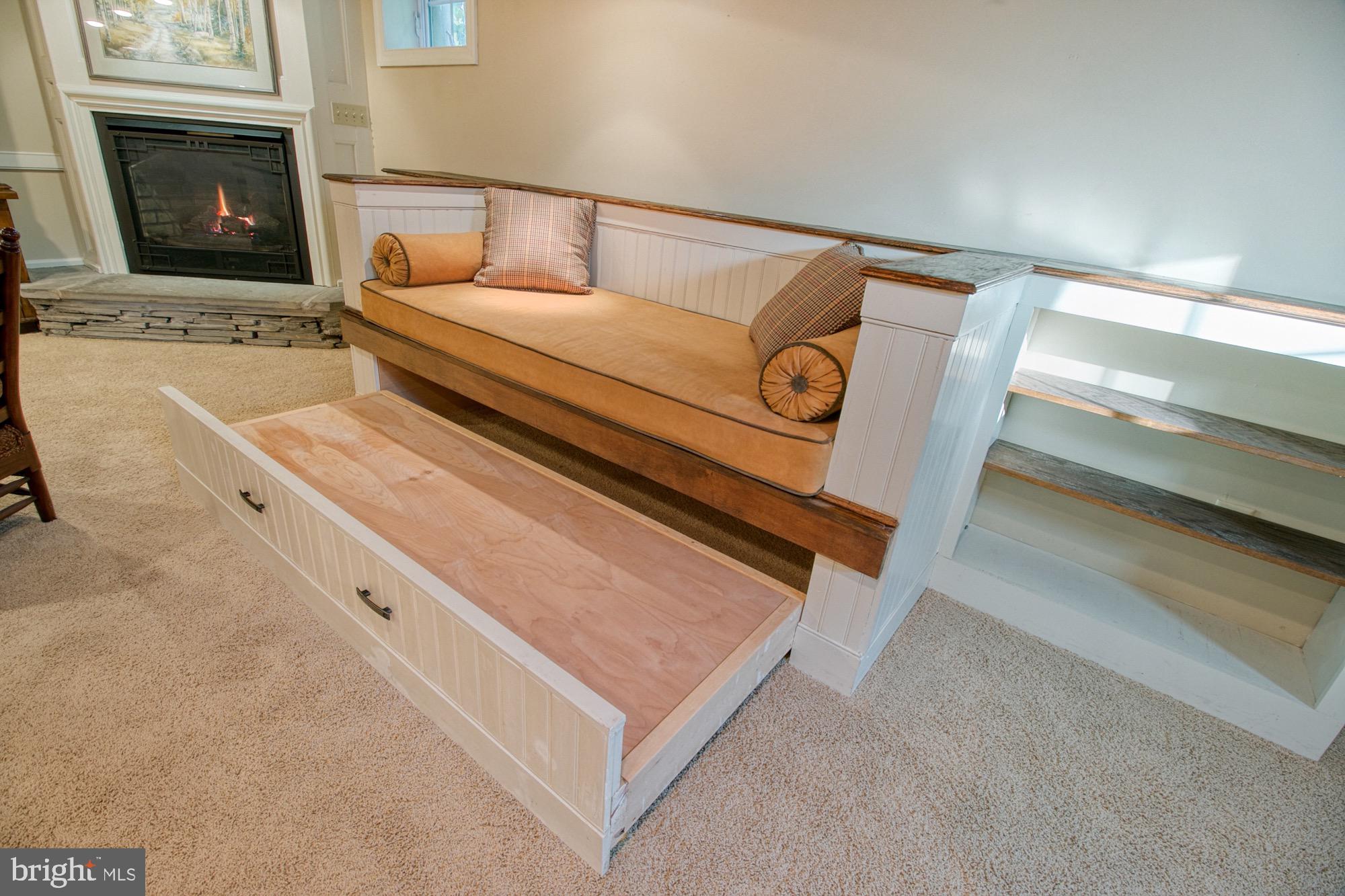 HAVERFORD - Residential