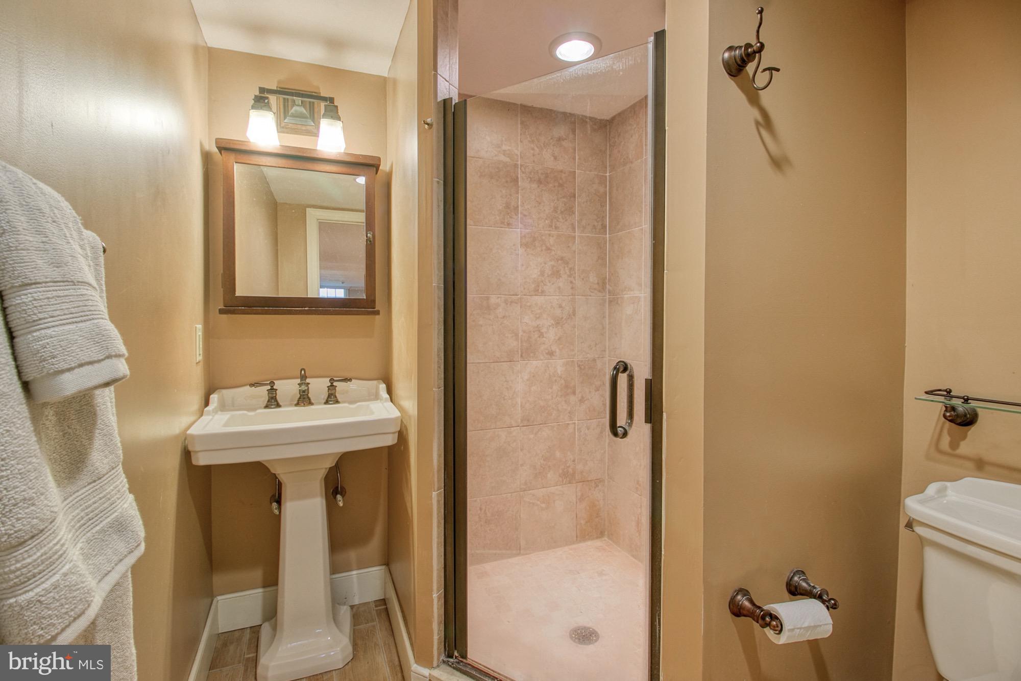 HAVERFORD - Residential