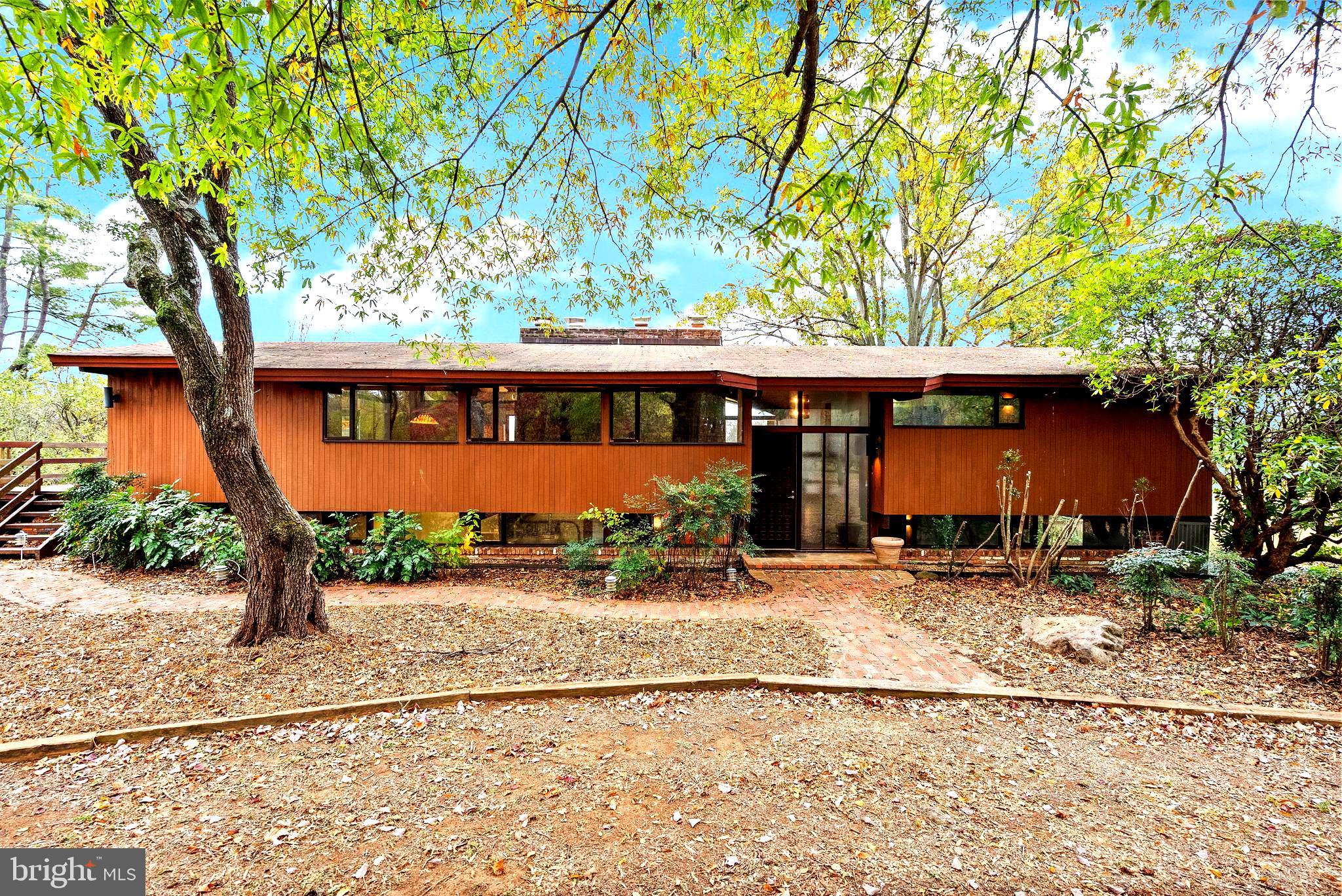 7099 GLEN CURTISS LANE