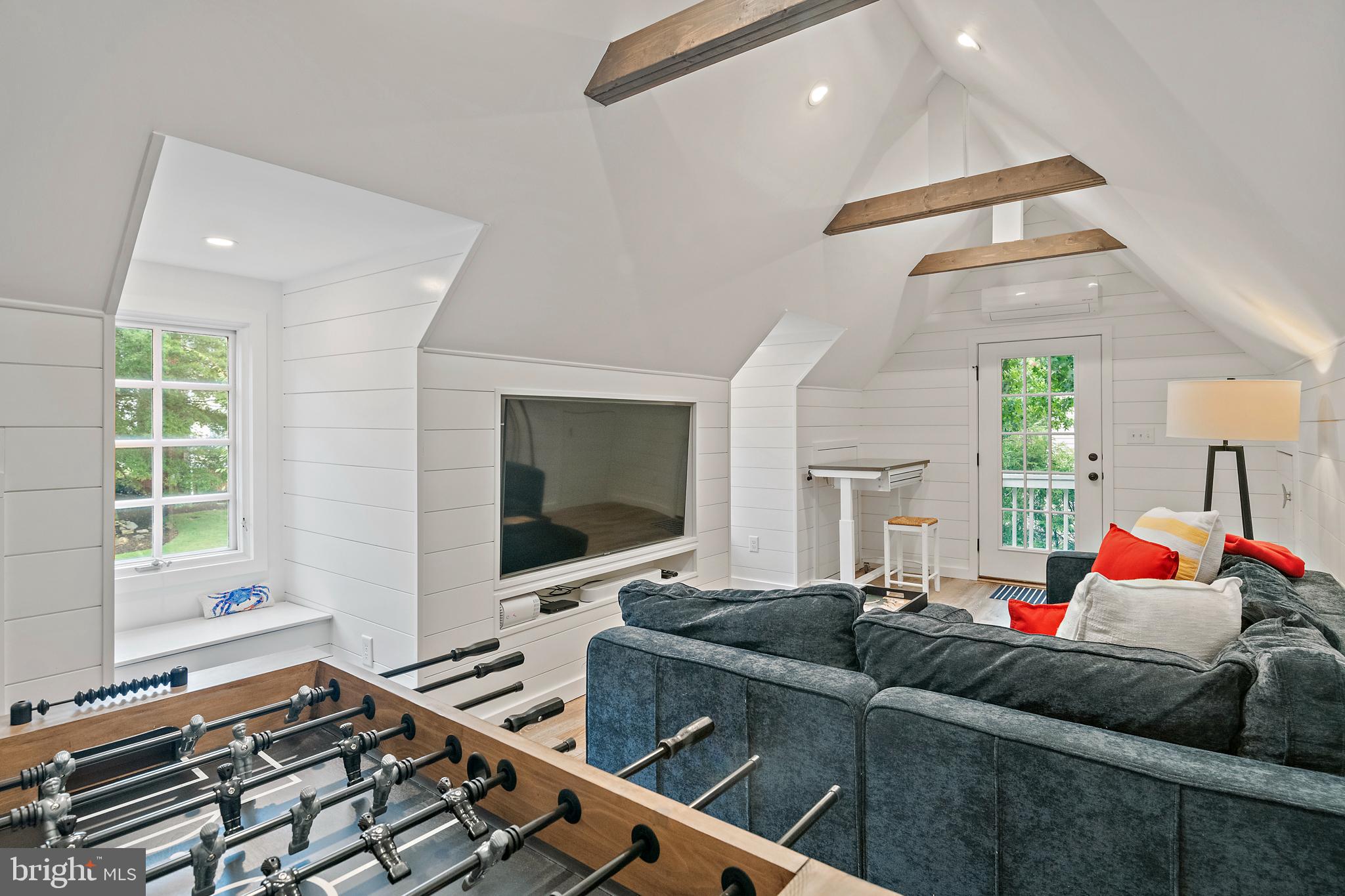 FISHING CREEK FARM - Residential