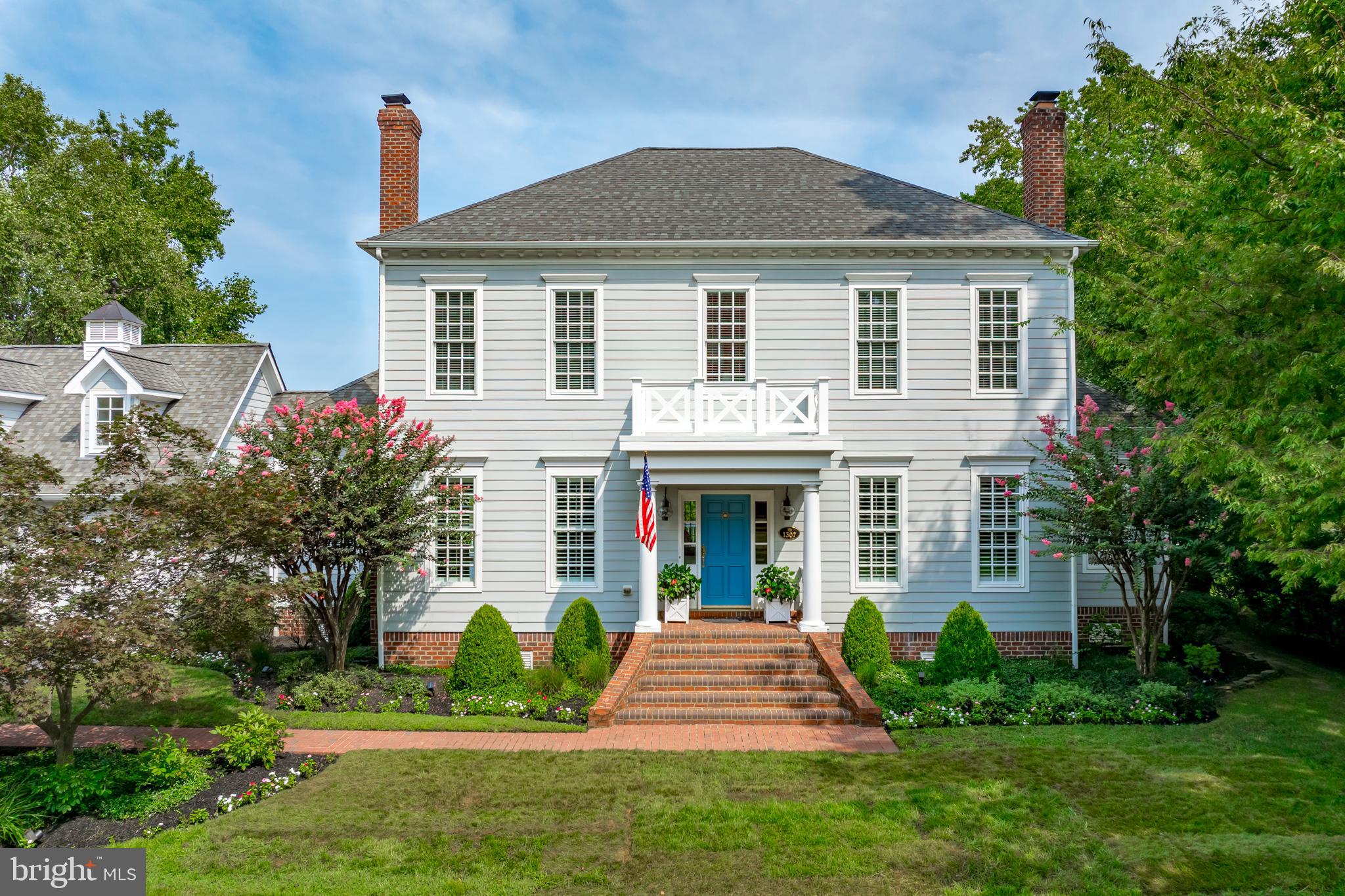 1307 BEACHVIEW ROAD