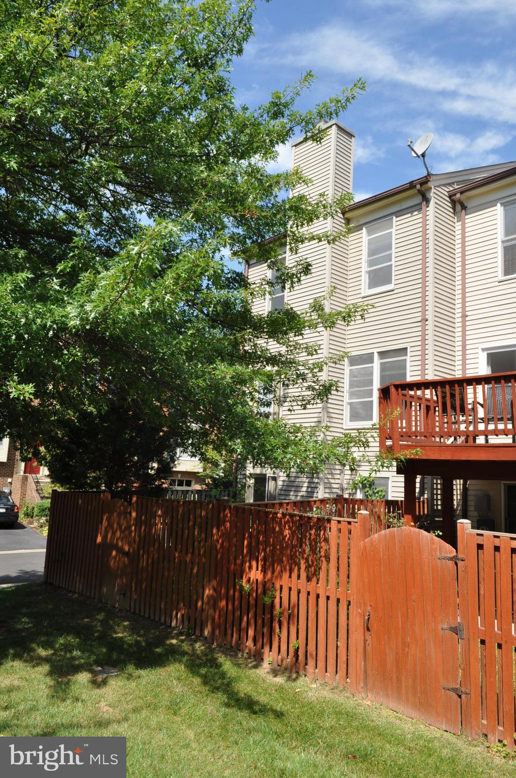 WOODMONT PLACE - Residential Lease