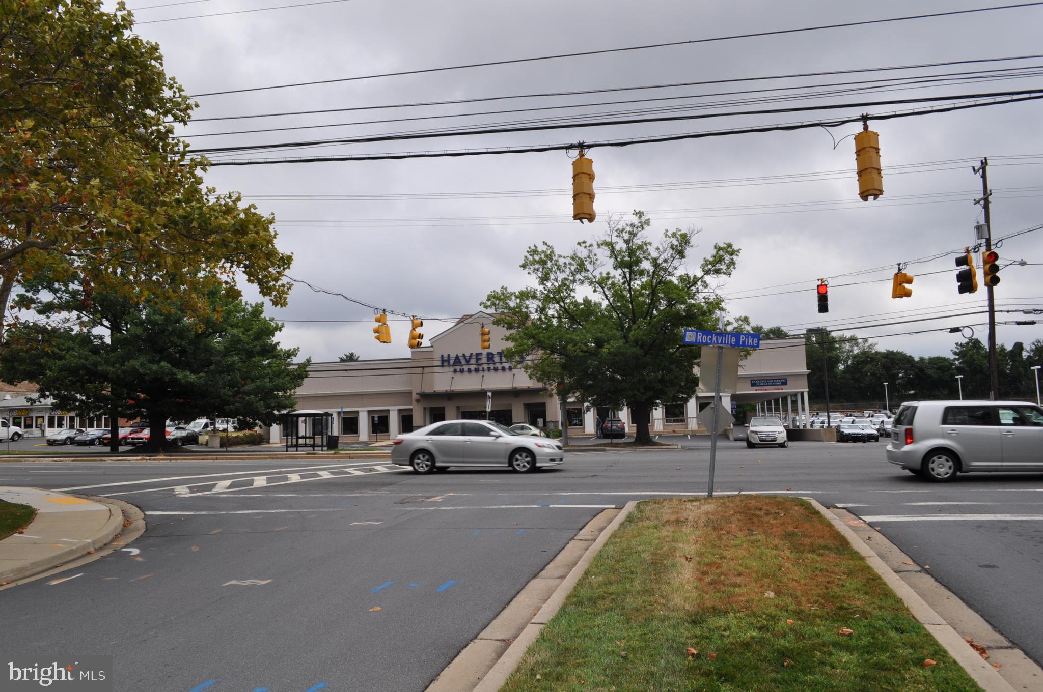 WOODMONT PLACE - Residential Lease