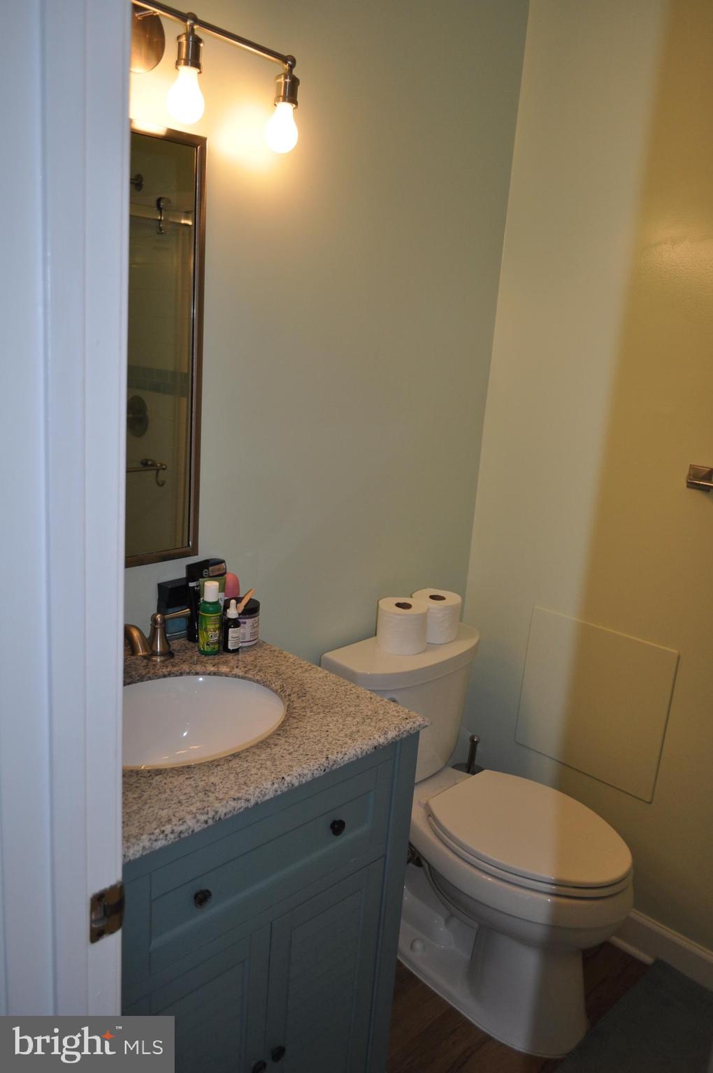 WOODMONT PLACE - Residential Lease