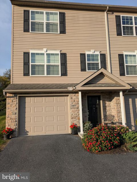 791 GREGS DRIVE HARRISBURG PA 17111