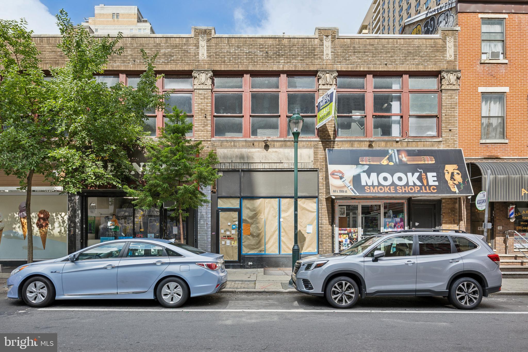 CENTER CITY - Commercial Lease