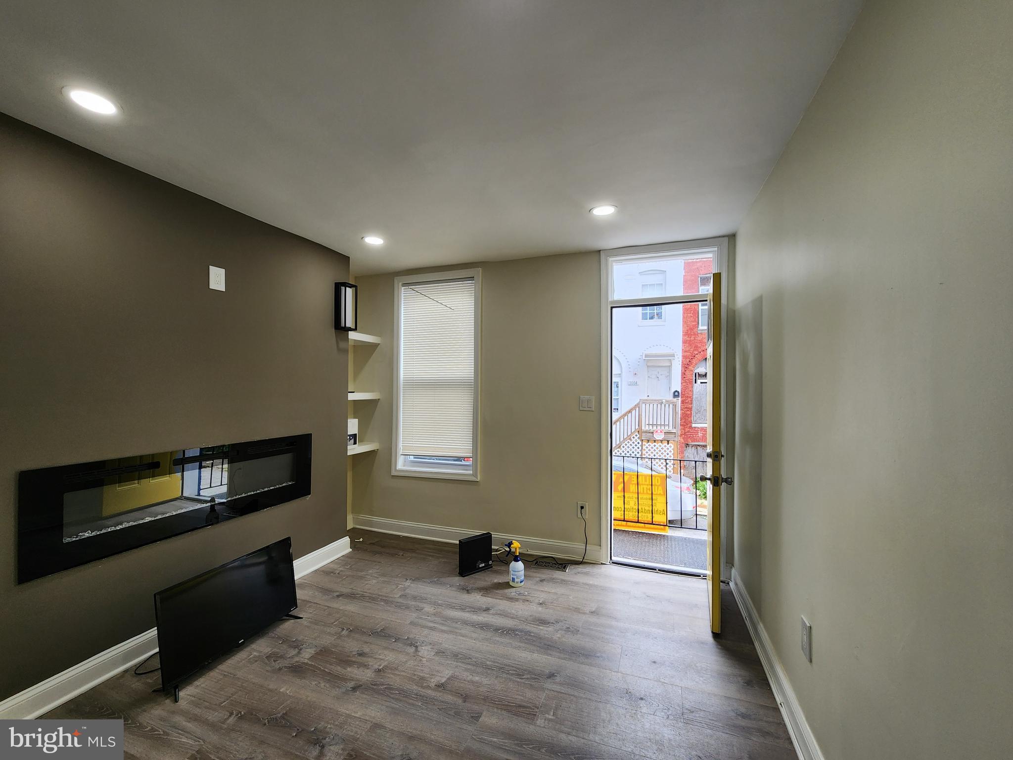 MONDAWMIN - Residential