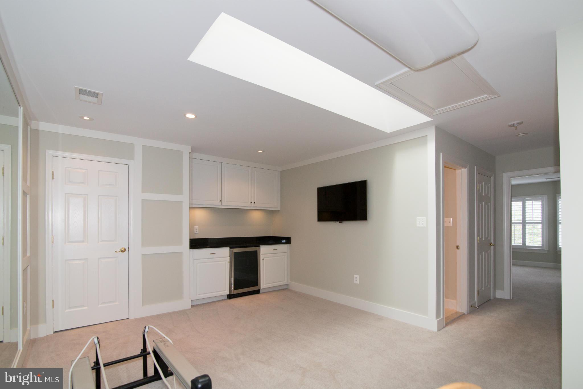 BELMONT BAY - Residential