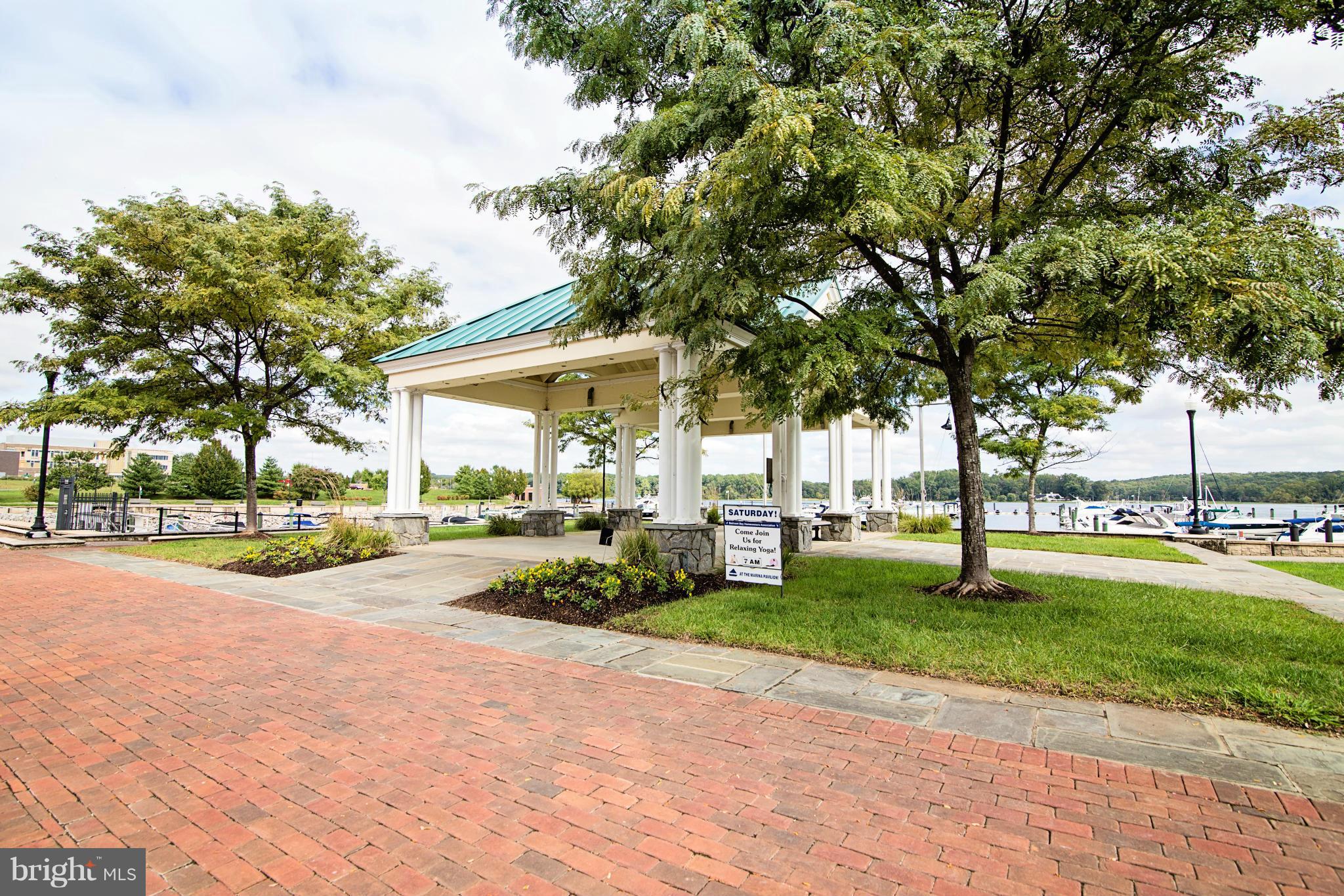 BELMONT BAY - Residential