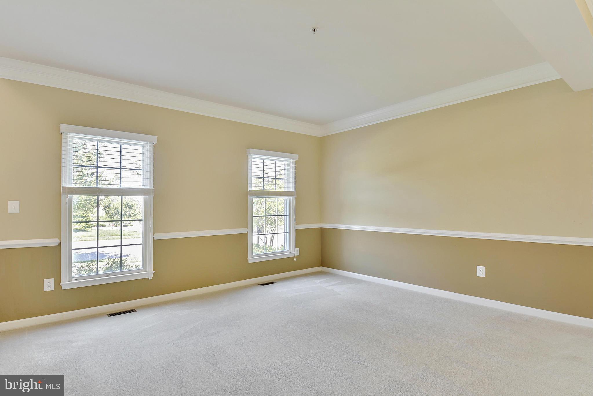 MARLBORO RIDGE - Residential