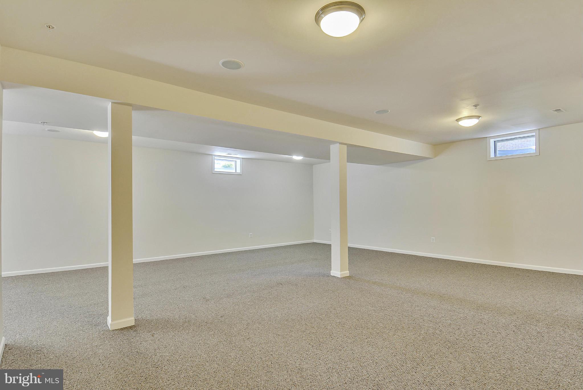 MARLBORO RIDGE - Residential