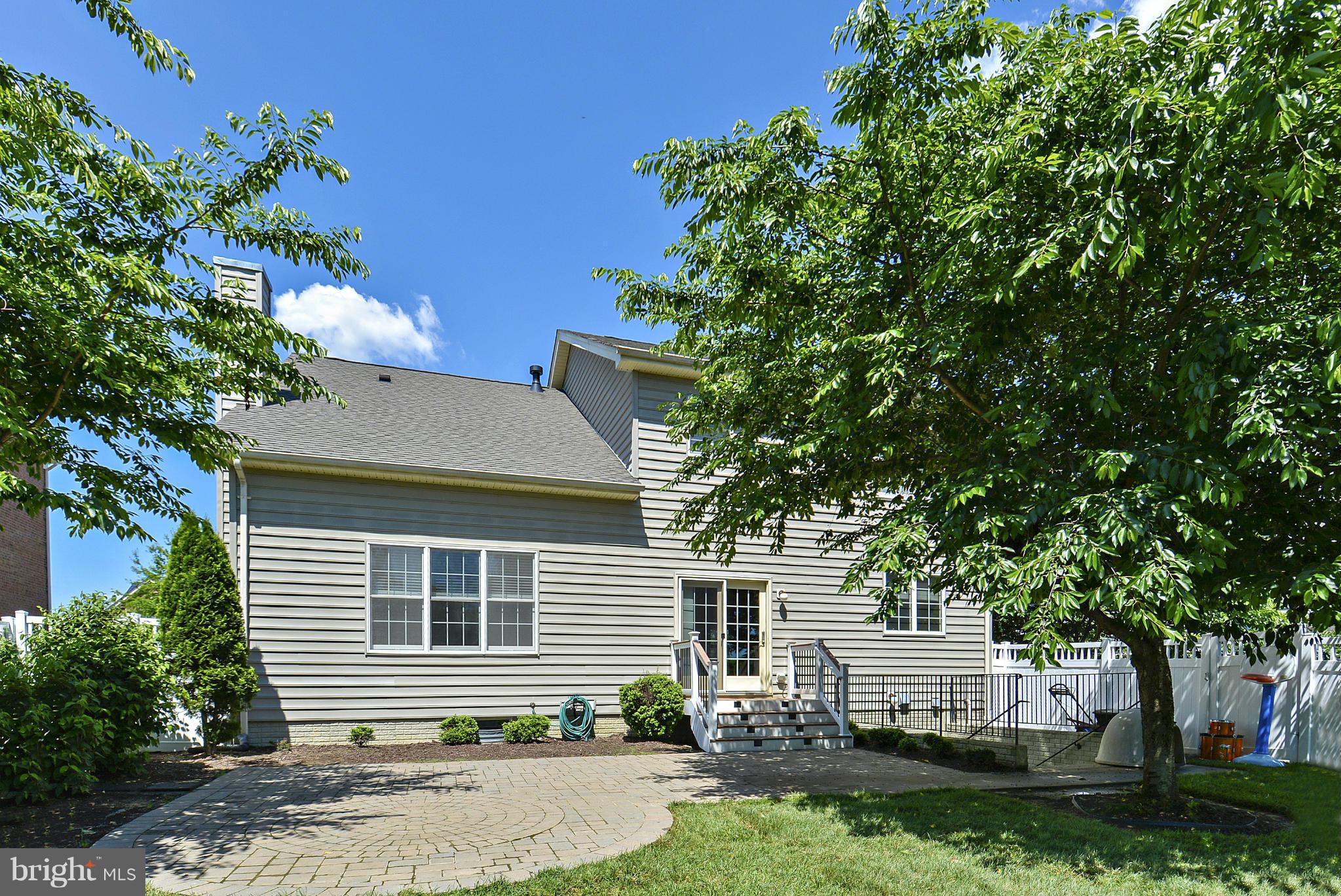 MARLBORO RIDGE - Residential