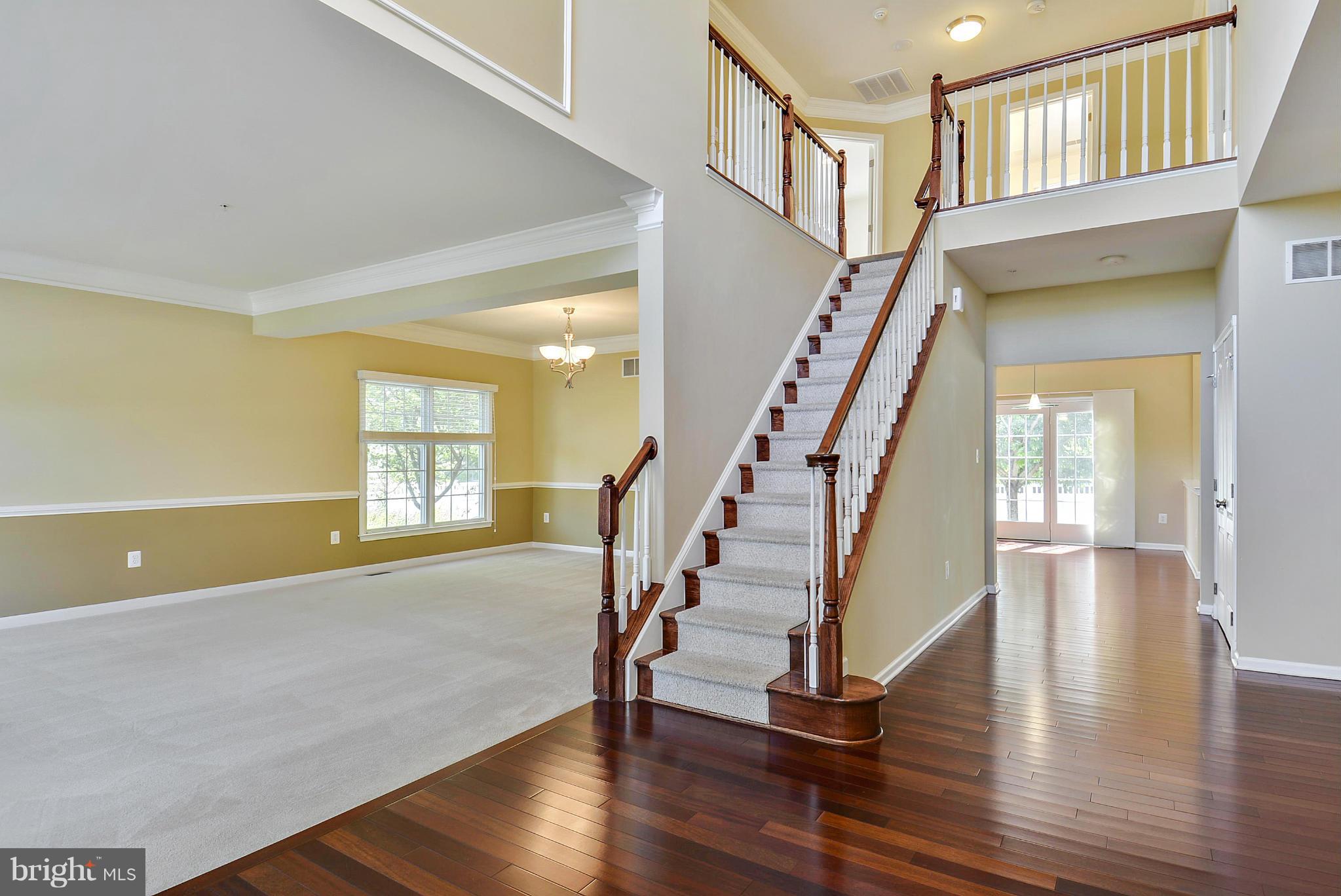 MARLBORO RIDGE - Residential