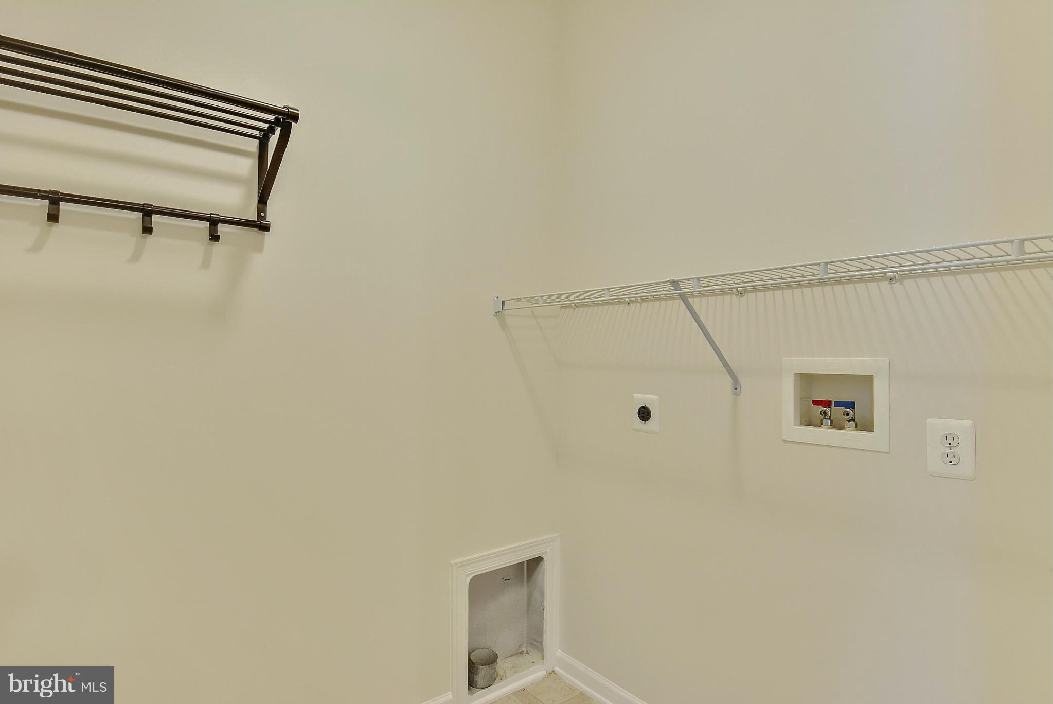 MARLBORO RIDGE - Residential