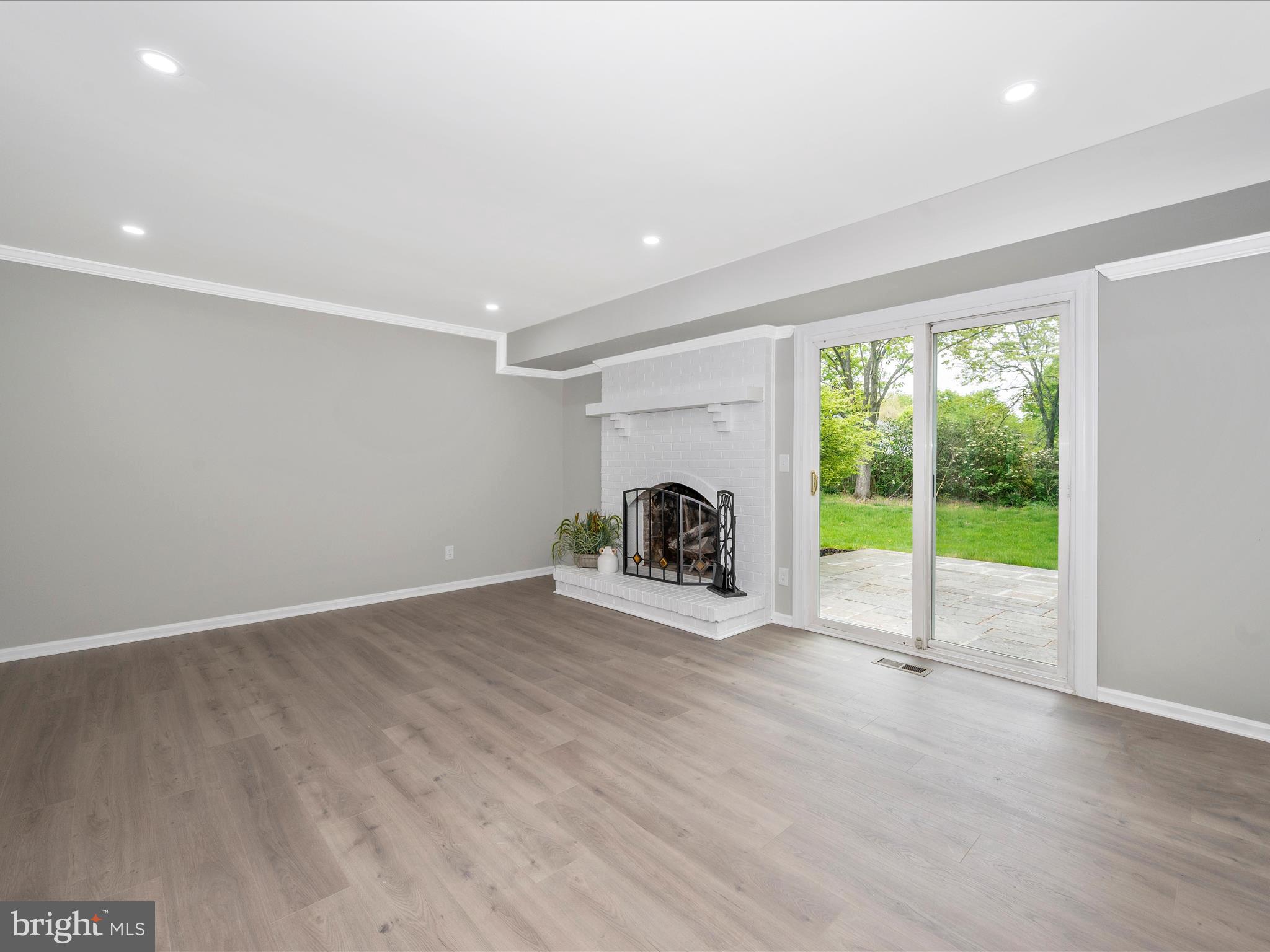 POTOMAC CHASE - Residential