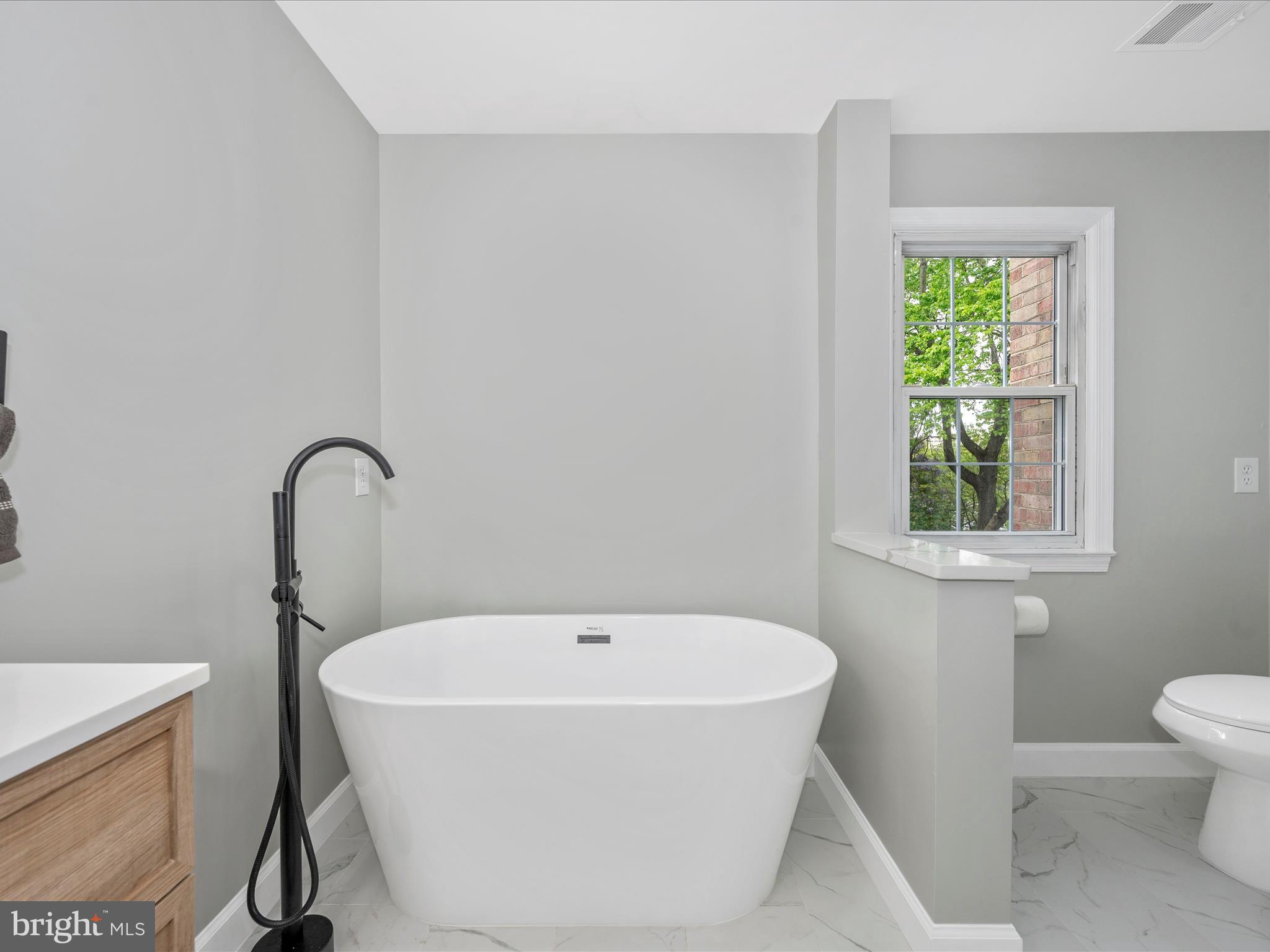 POTOMAC CHASE - Residential