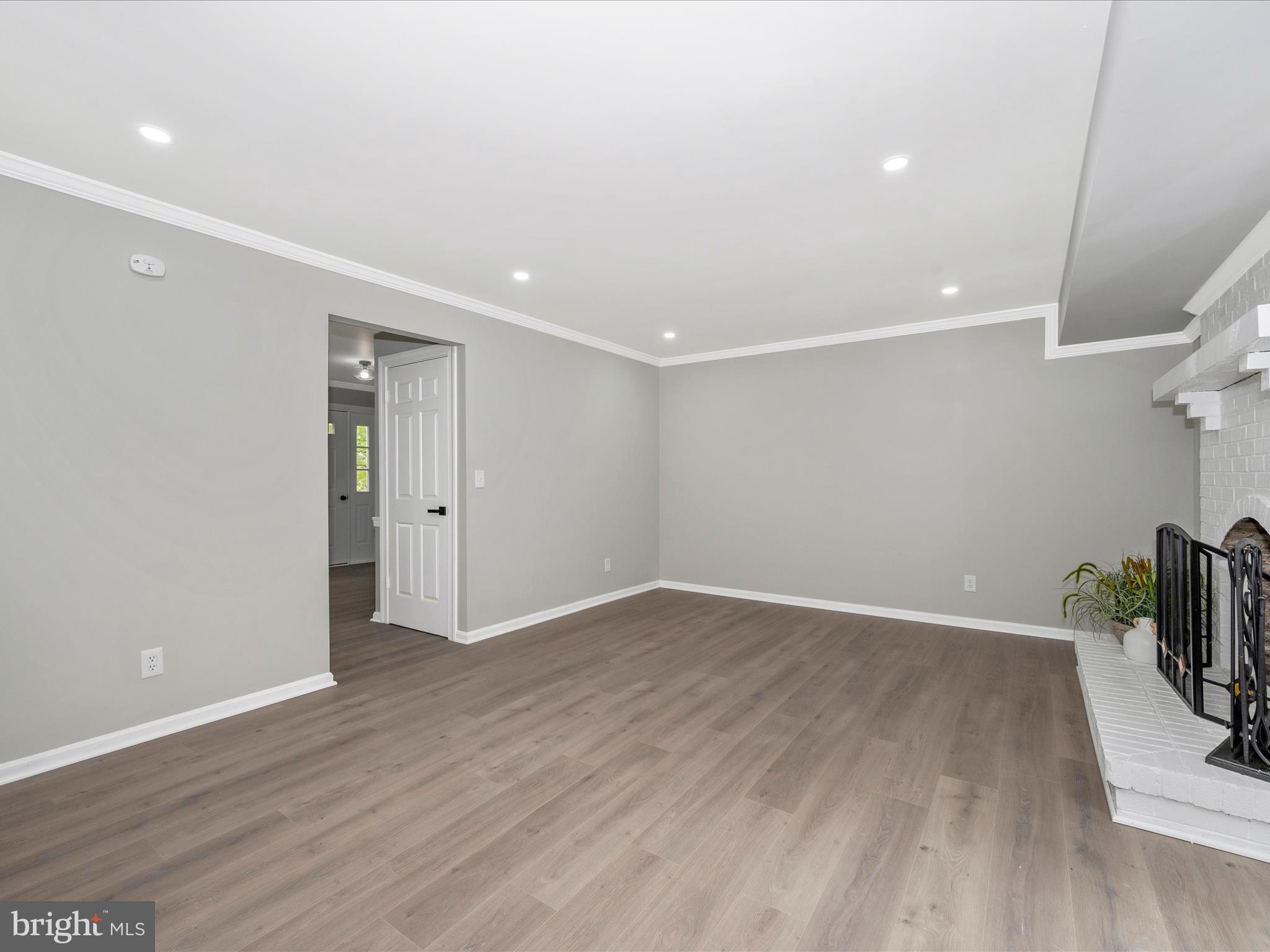 POTOMAC CHASE - Residential